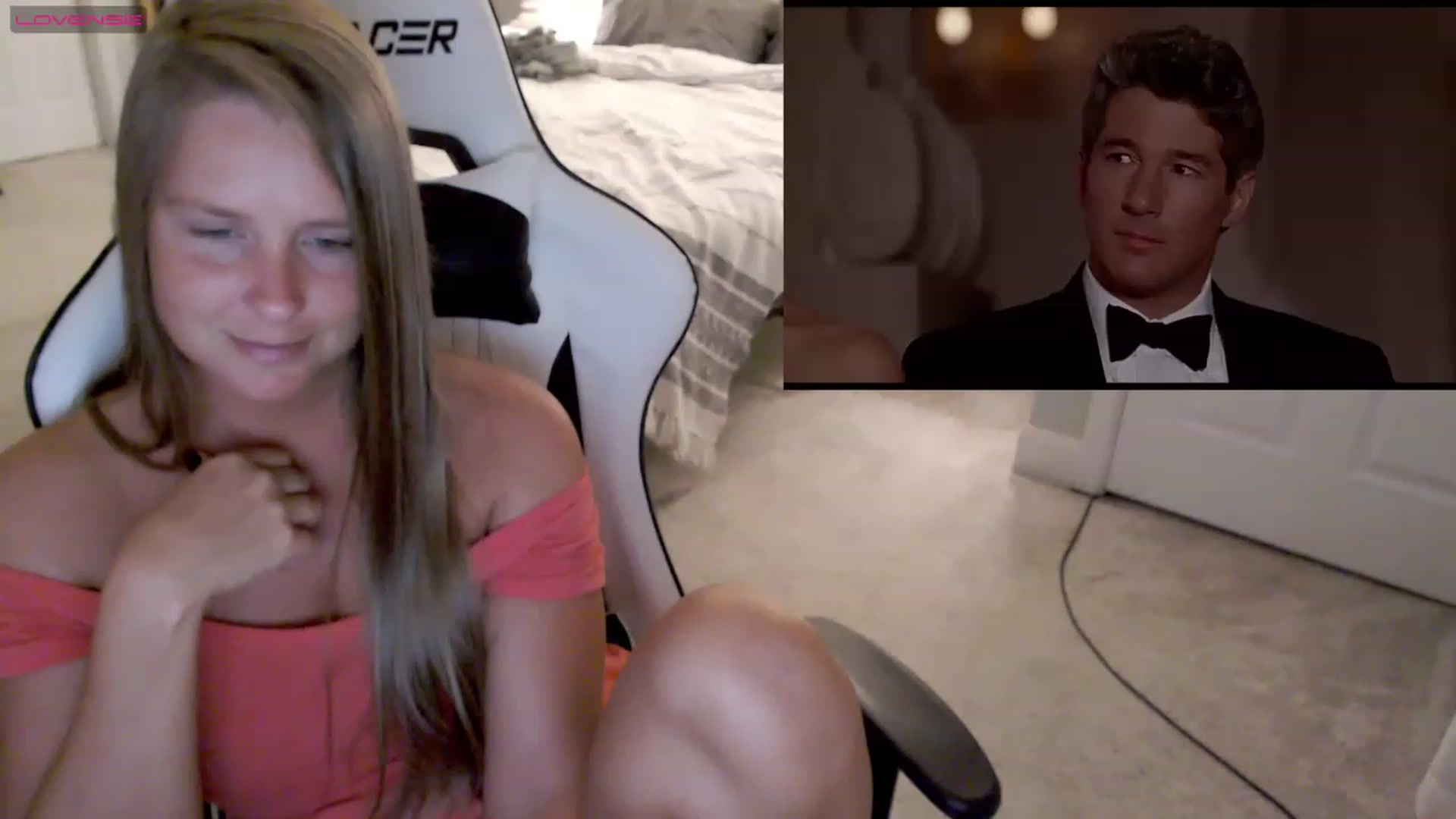 Gallery image thumbnail from Soybean92's myfreecams stream on, 06/12/2023, 03:49 image 11 of 20