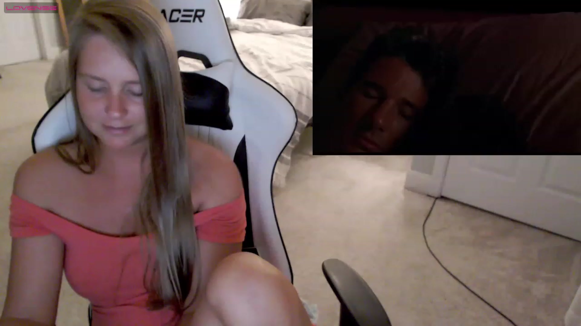 Gallery image thumbnail from Soybean92's myfreecams stream on, 06/12/2023, 03:49 image 17 of 20