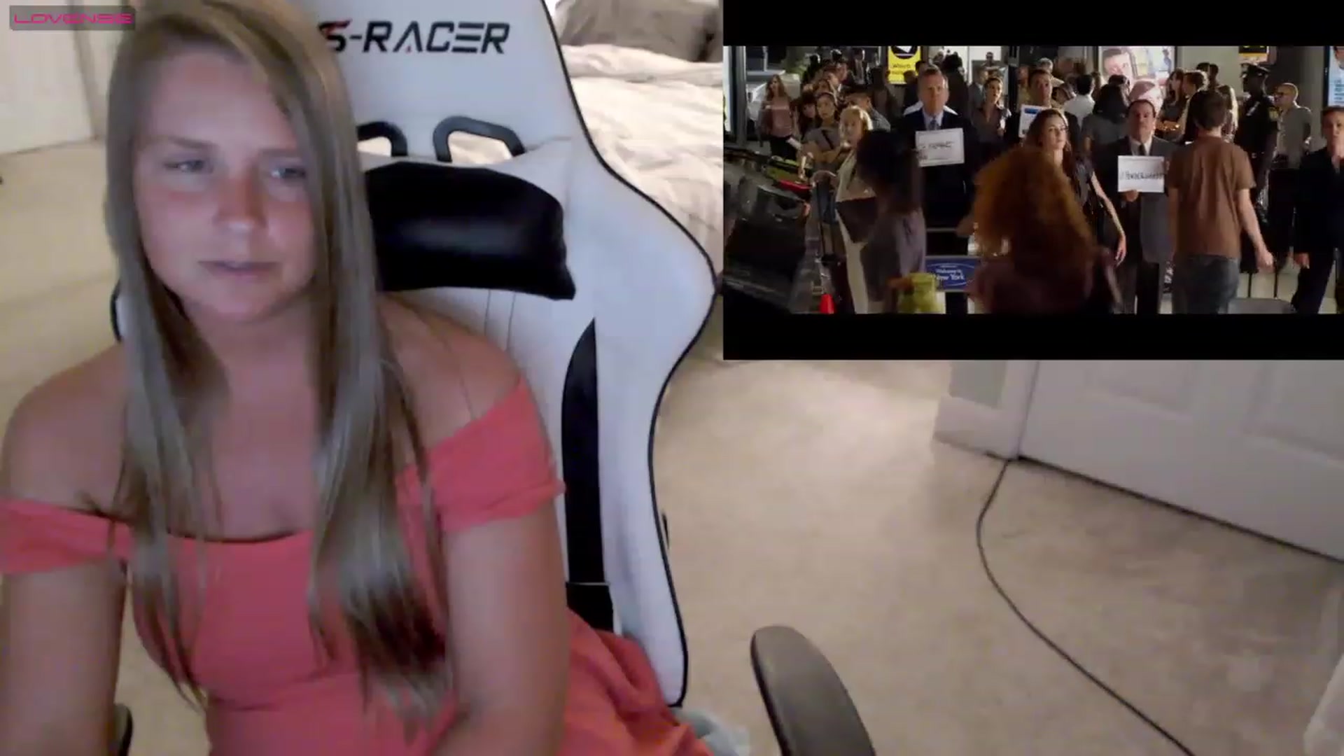 Gallery image thumbnail from Soybean92's myfreecams stream on, 06/12/2023, 04:36 image 13 of 20