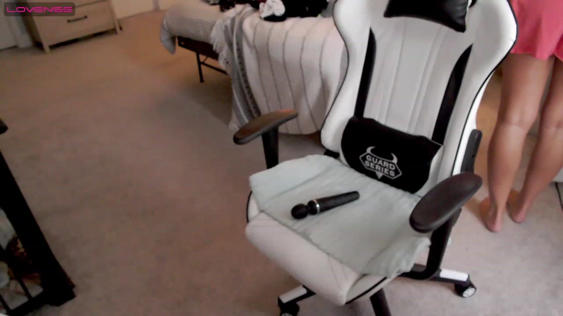 Gallery image thumbnail from Soybean92's myfreecams stream on, 06/19/2023, 18:11 image 3 of 20