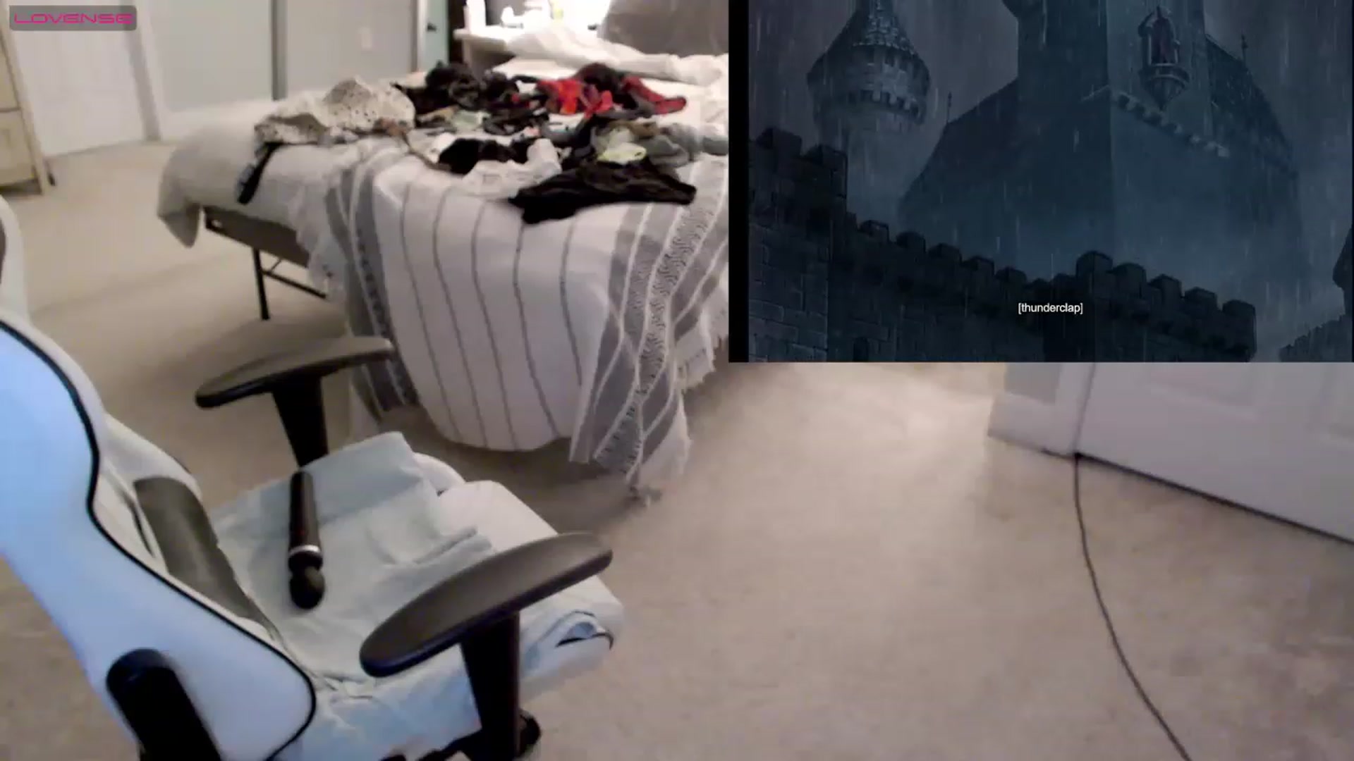 Gallery image thumbnail from Soybean92's myfreecams stream on, 06/19/2023, 21:11 image 14 of 20
