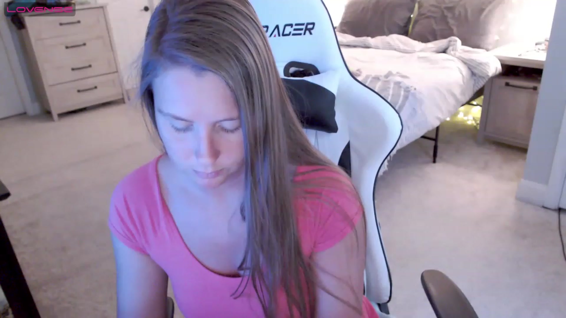 Gallery image thumbnail from Soybean92's myfreecams stream on, 06/19/2023, 21:11 image 1 of 20