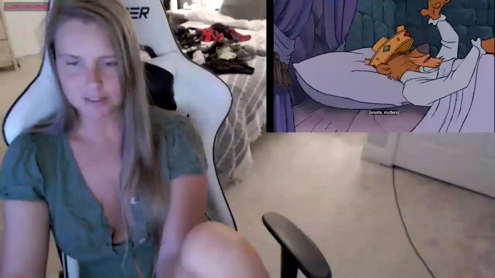 Gallery image thumbnail from Soybean92's myfreecams stream on, 06/19/2023, 21:11 image 16 of 20