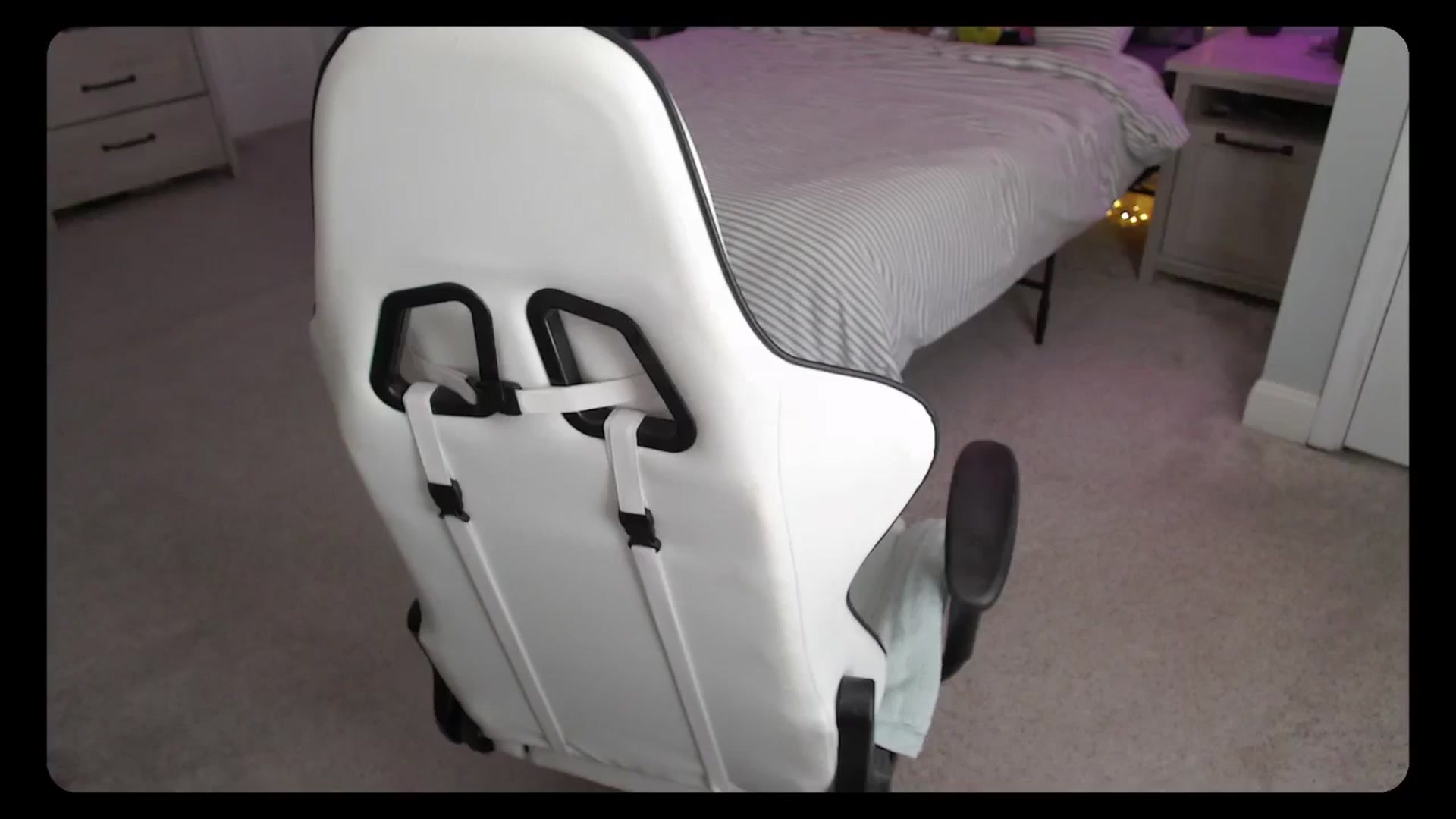 Gallery image thumbnail from Soybean92's myfreecams stream on, 10/02/2023, 18:47 image 13 of 20