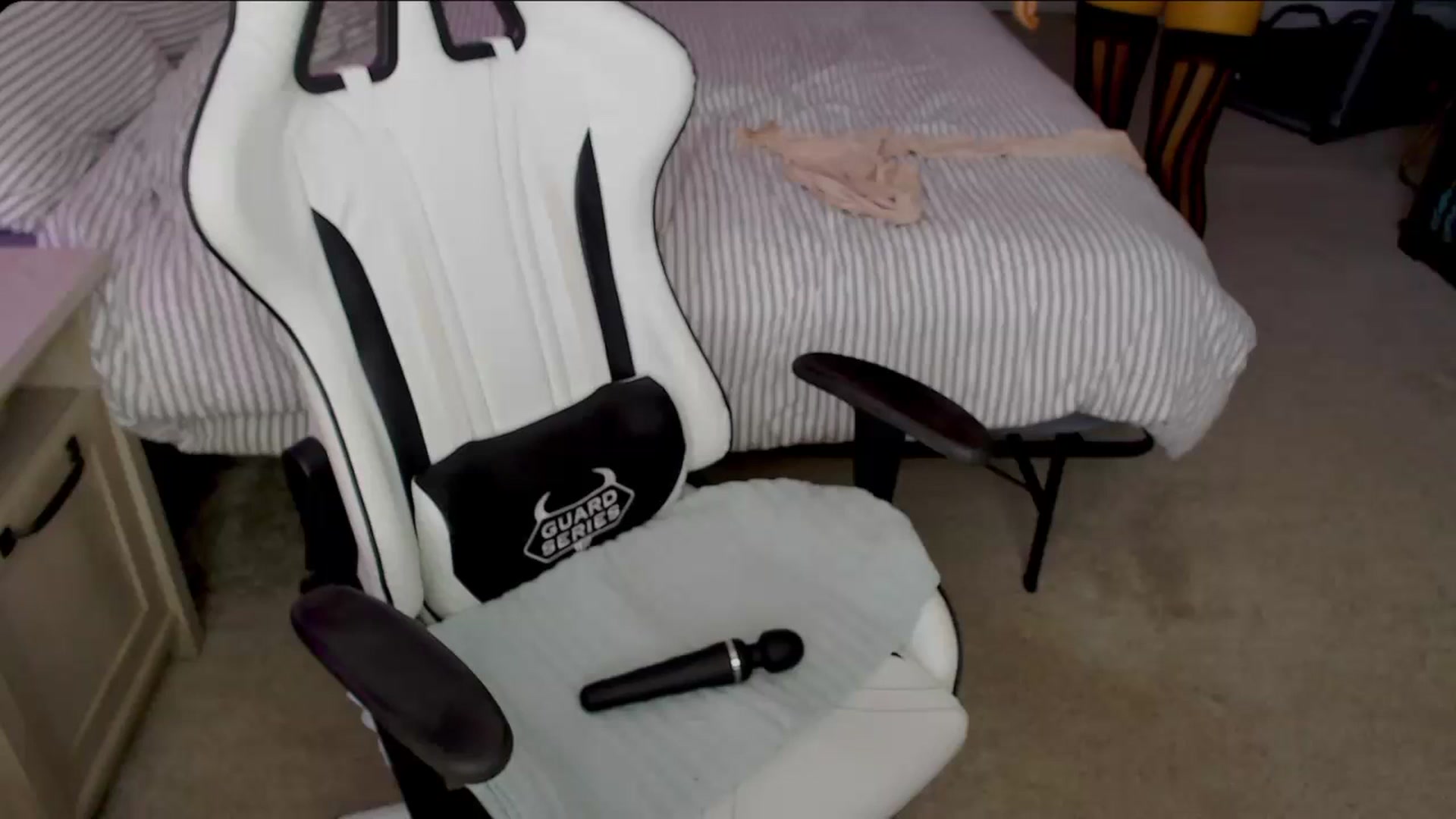 Gallery image thumbnail from Soybean92's myfreecams stream on, 10/26/2023, 19:08 image 1 of 20