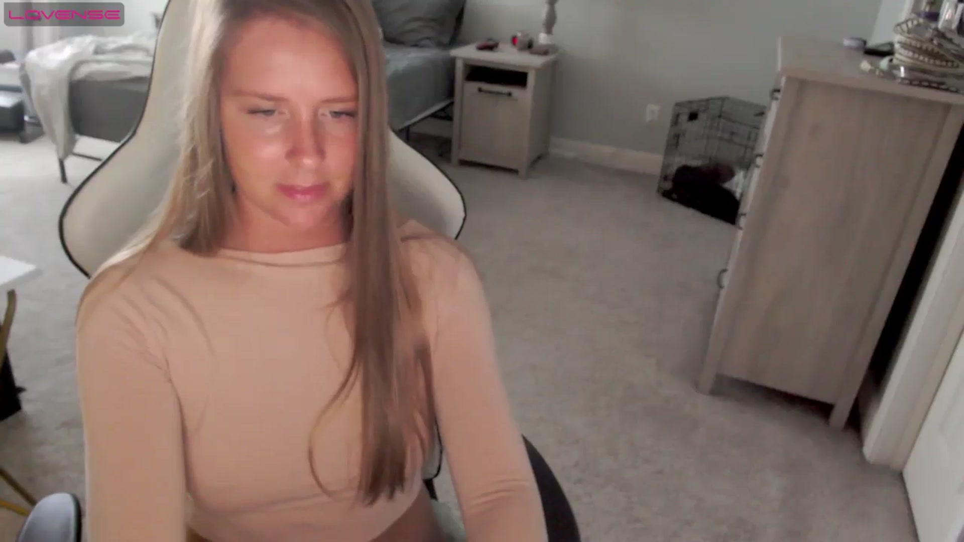 Gallery image thumbnail from Soybean92's myfreecams stream on, 11/06/2023, 17:45 image 20 of 20