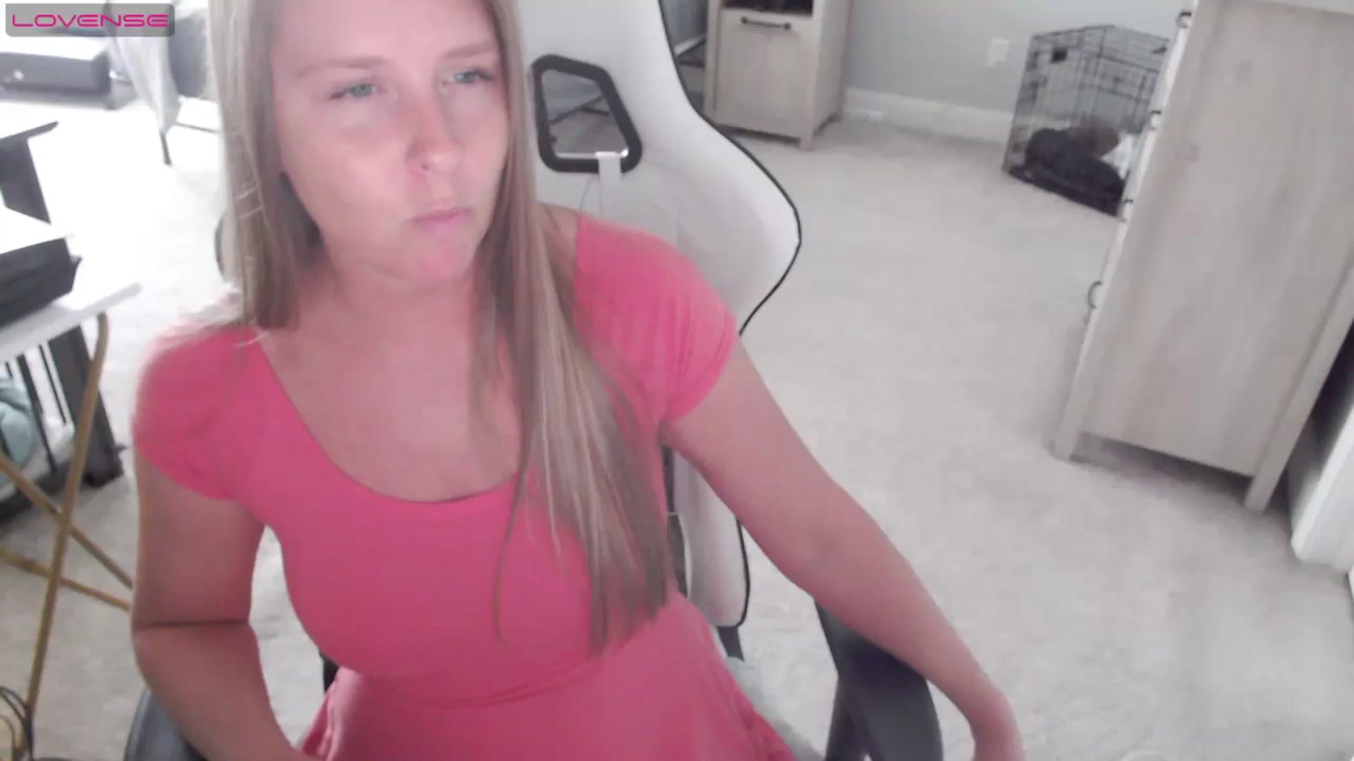 Gallery image thumbnail from Soybean92's myfreecams stream on, 11/06/2023, 19:23 image 18 of 20