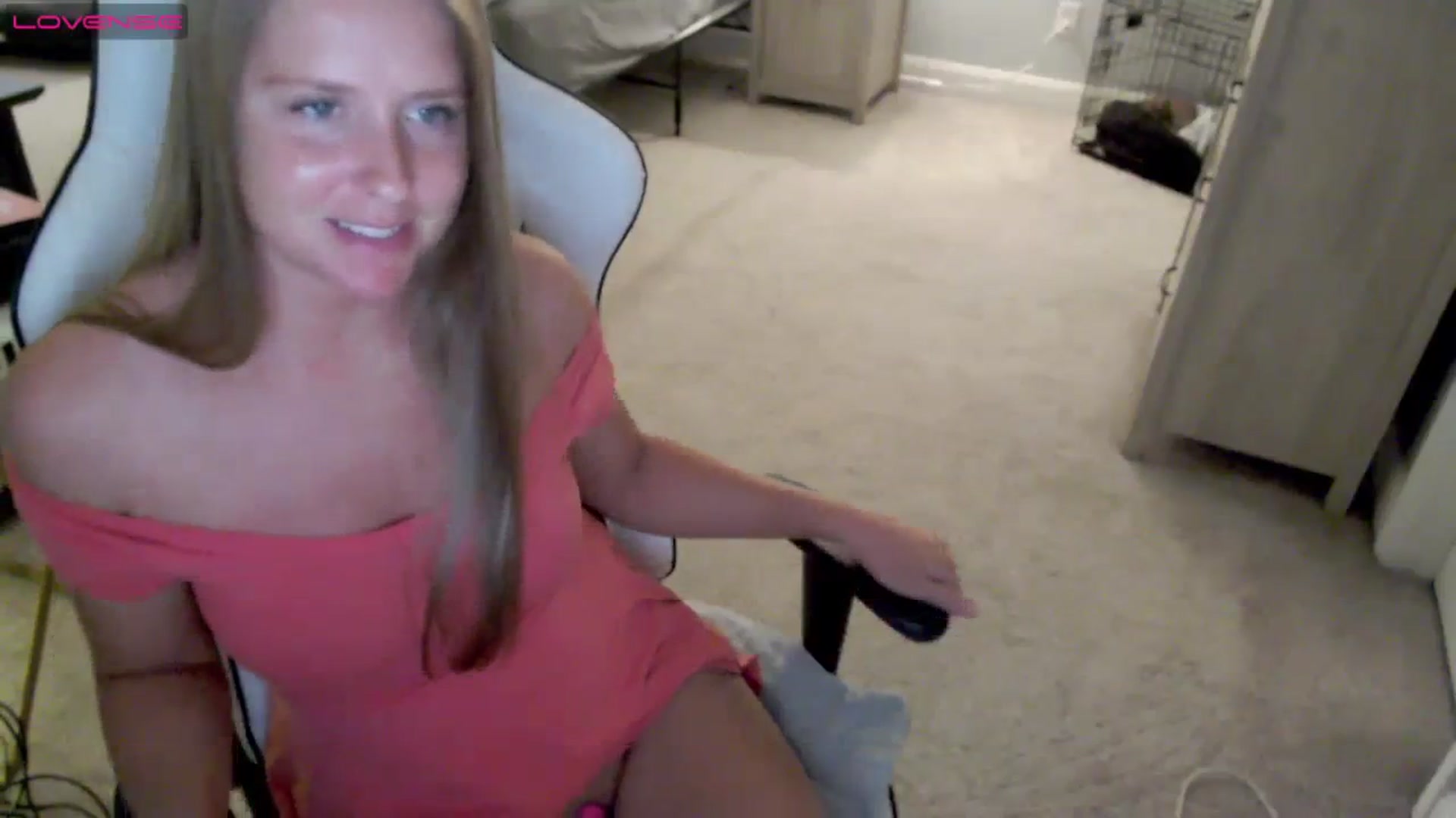 Gallery image thumbnail from Soybean92's myfreecams stream on, 11/06/2023, 20:57 image 5 of 20