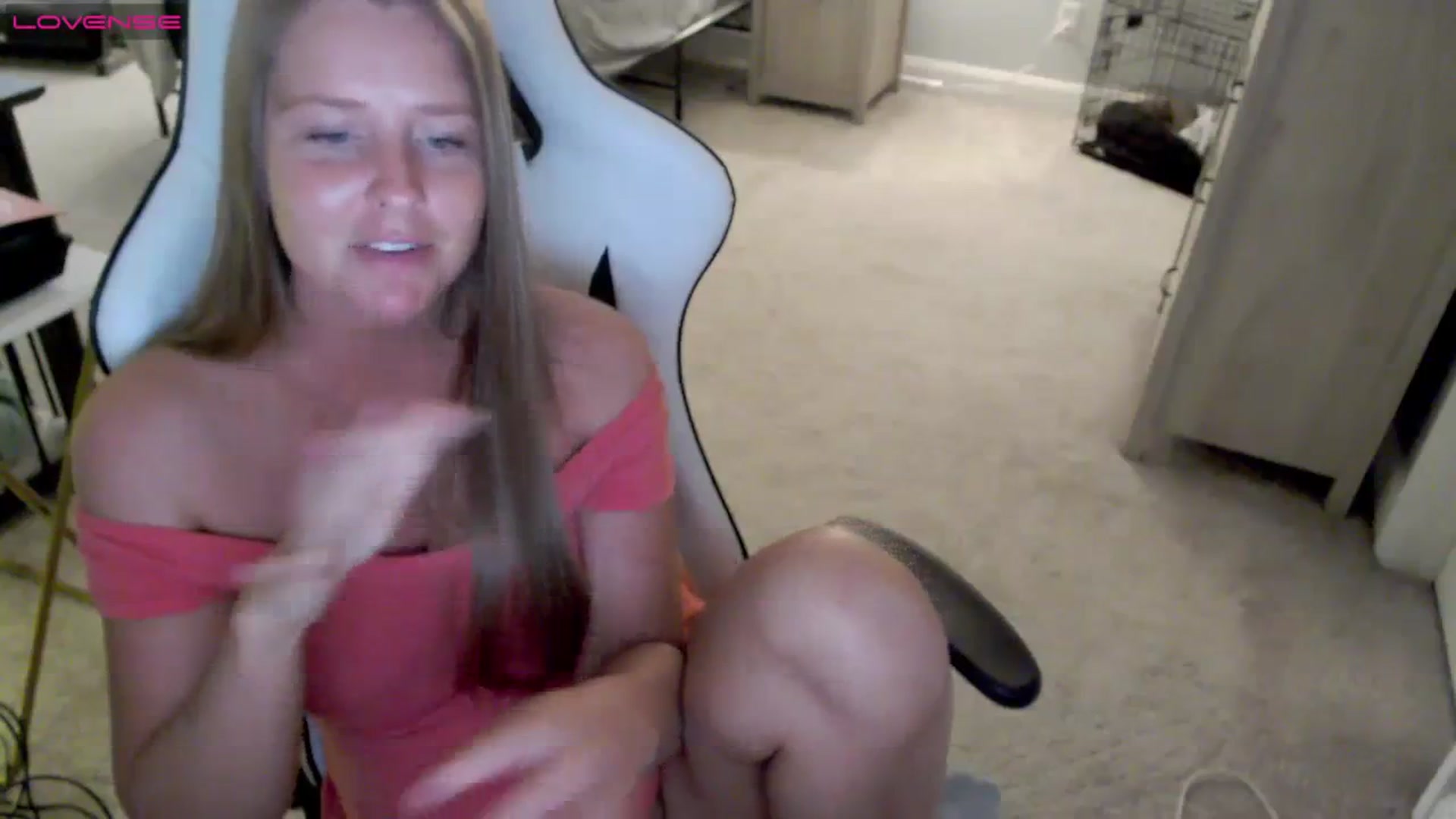 Gallery image thumbnail from Soybean92's myfreecams stream on, 11/06/2023, 20:57 image 11 of 20