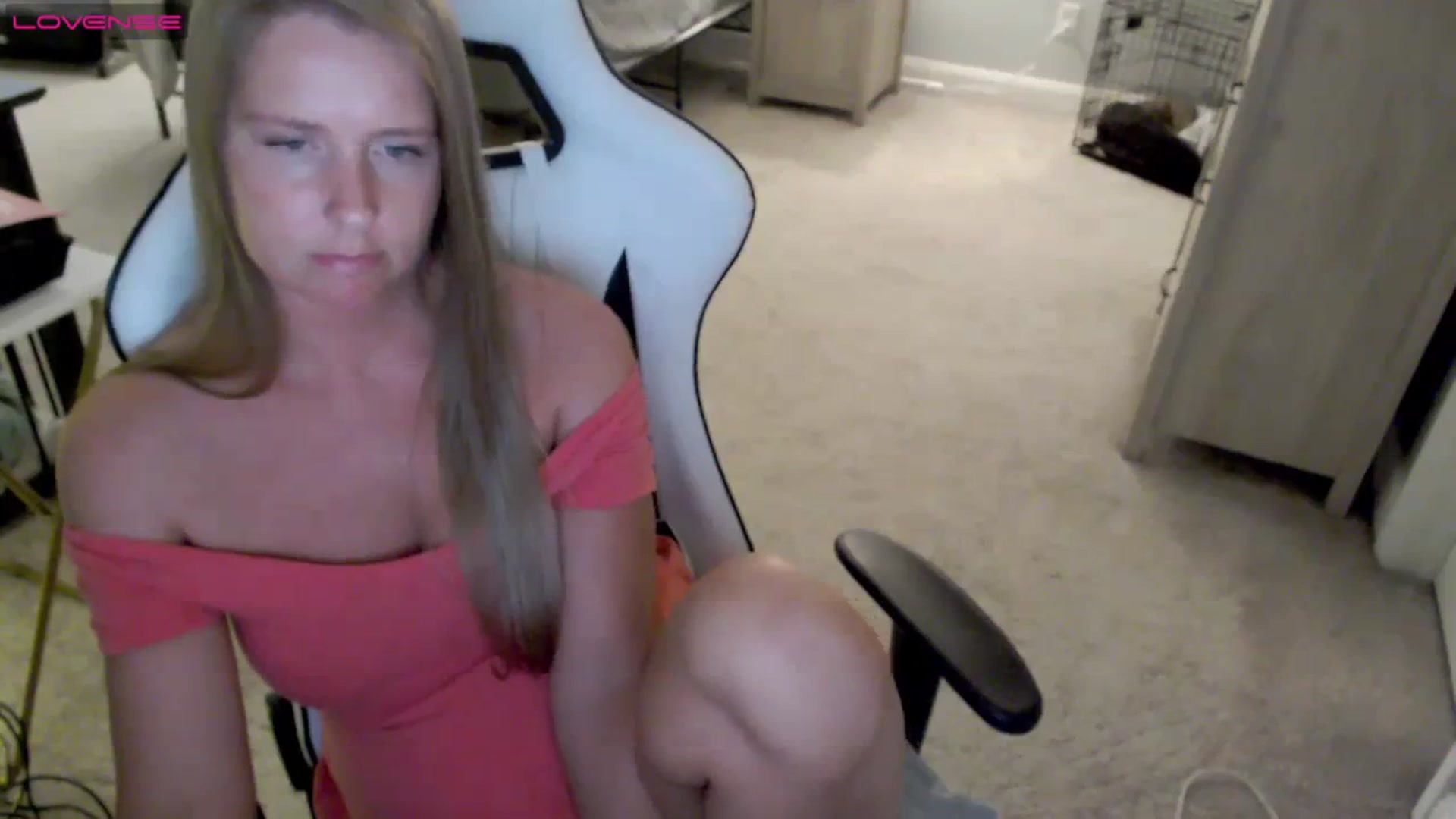Gallery image thumbnail from Soybean92's myfreecams stream on, 11/06/2023, 20:57 image 7 of 20