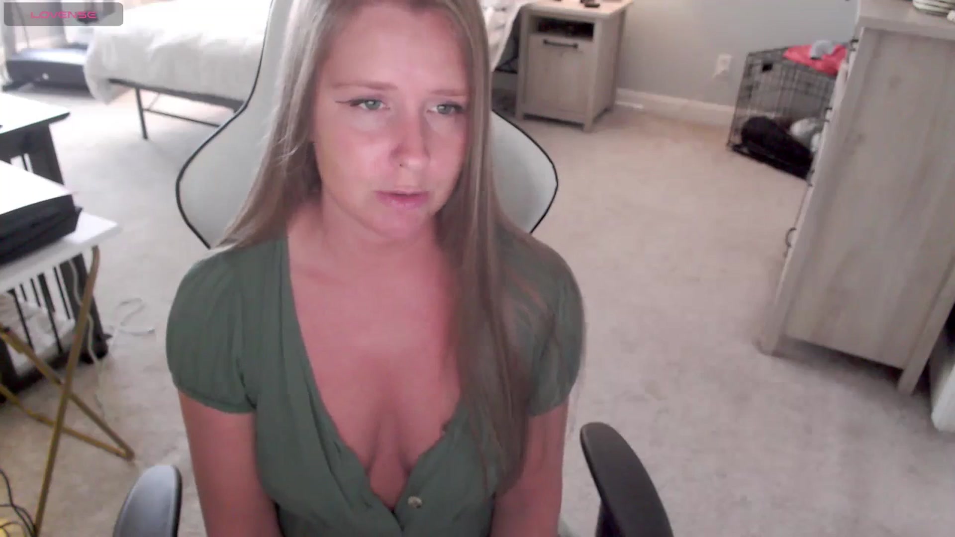Gallery image thumbnail from Soybean92's myfreecams stream on, 11/08/2023, 17:24 image 2 of 20