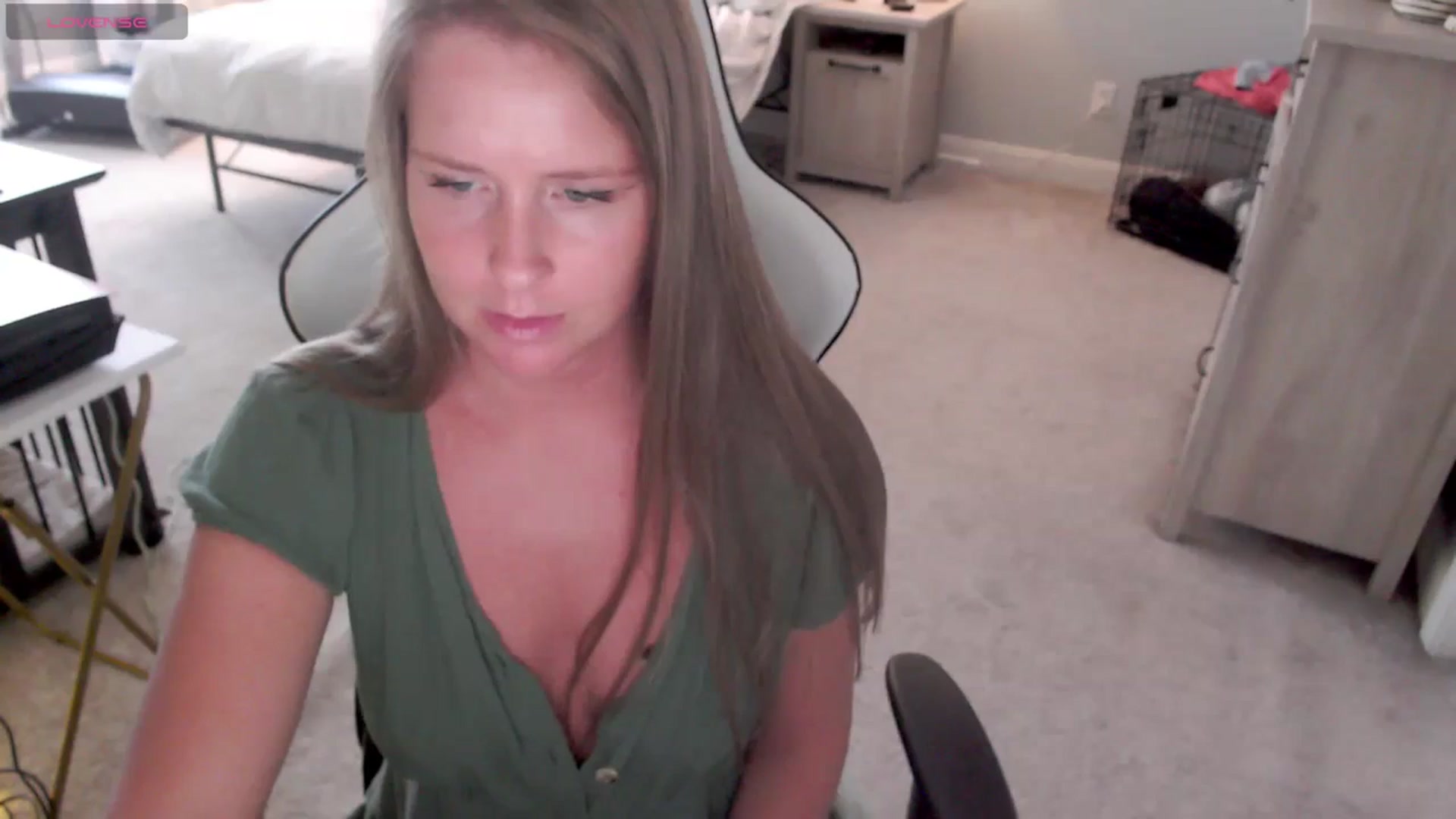 Gallery image thumbnail from Soybean92's myfreecams stream on, 11/08/2023, 17:24 image 13 of 20
