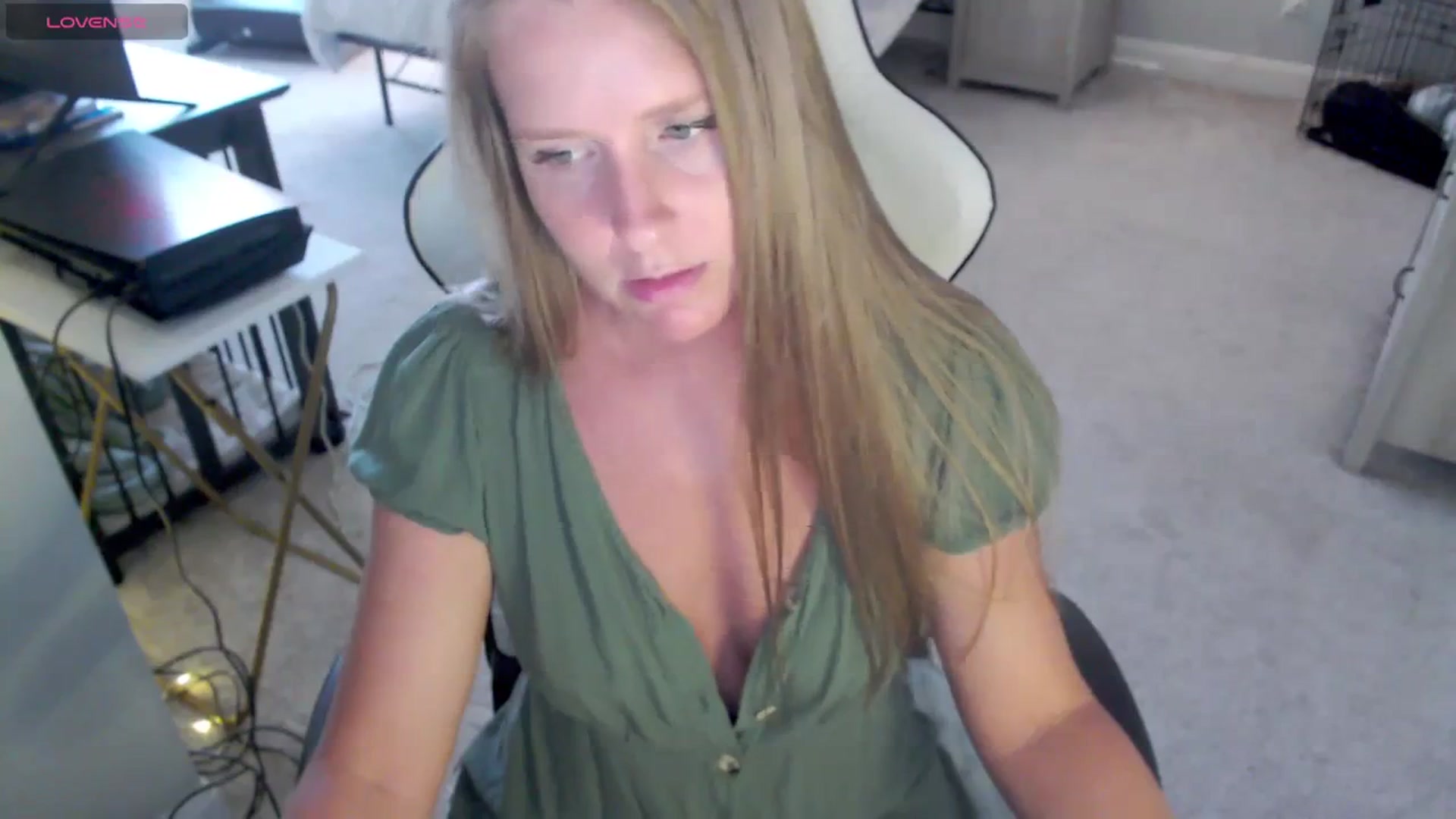 Gallery image thumbnail from Soybean92's myfreecams stream on, 11/08/2023, 18:08 image 12 of 20