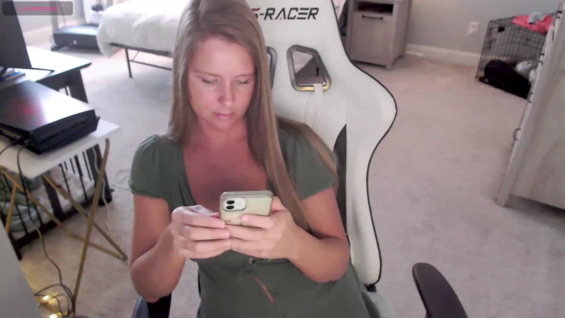 Gallery image thumbnail from Soybean92's myfreecams stream on, 11/08/2023, 18:08 image 18 of 20
