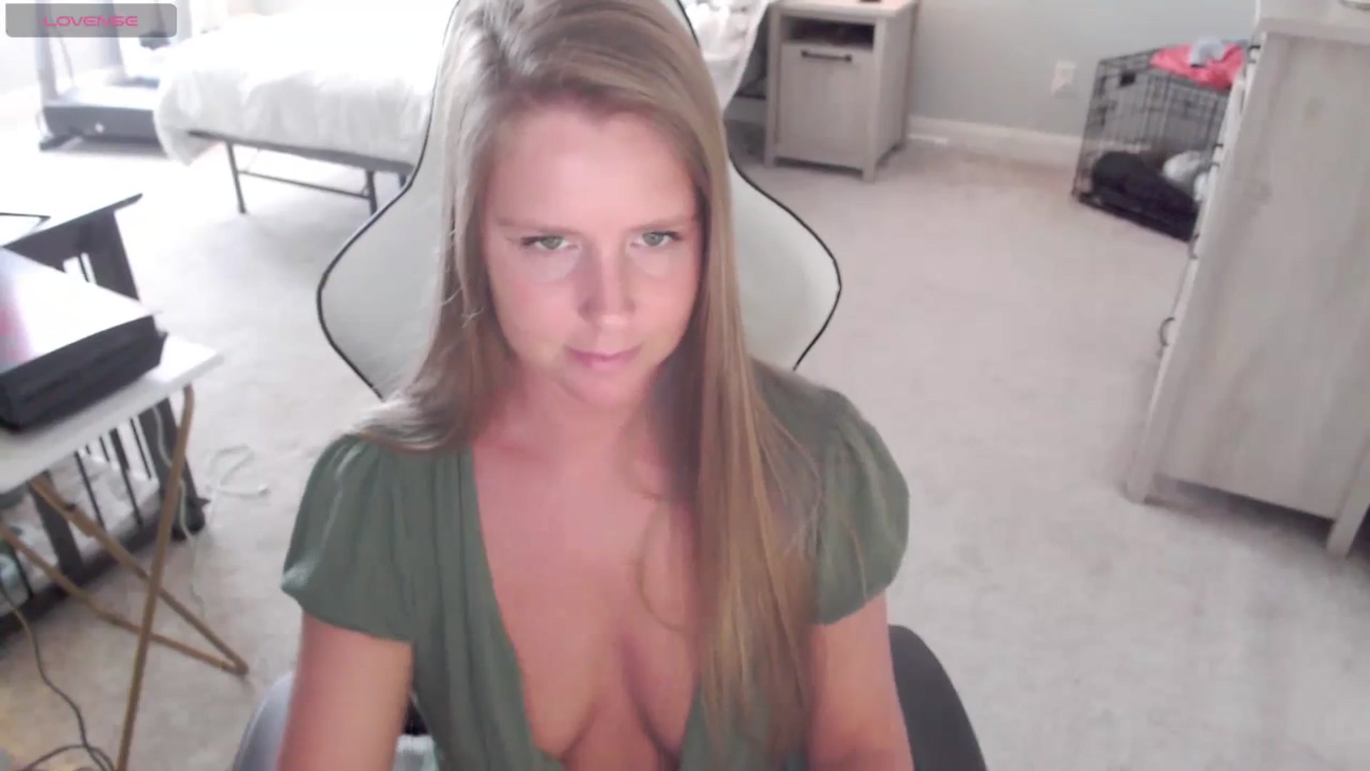 Gallery image thumbnail from Soybean92's myfreecams stream on, 11/08/2023, 18:52 image 20 of 20