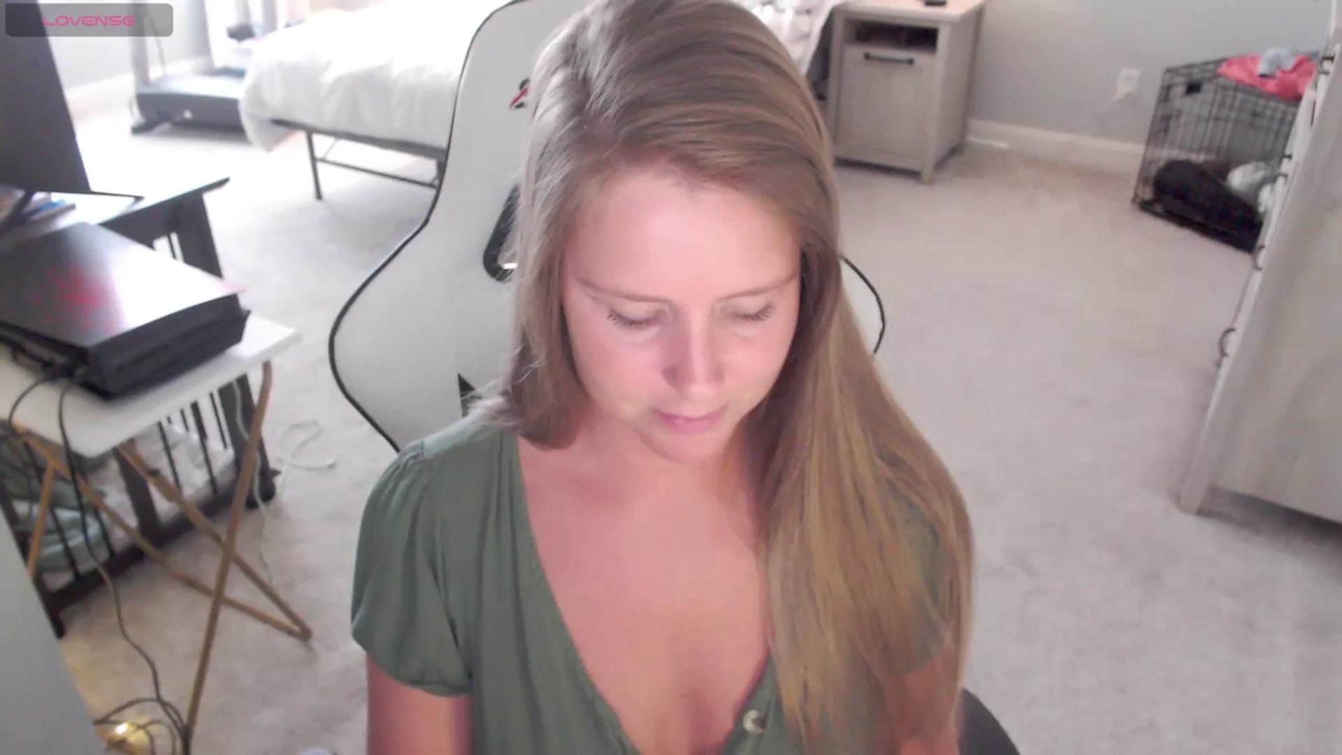 Gallery image thumbnail from Soybean92's myfreecams stream on, 11/08/2023, 18:52 image 1 of 20