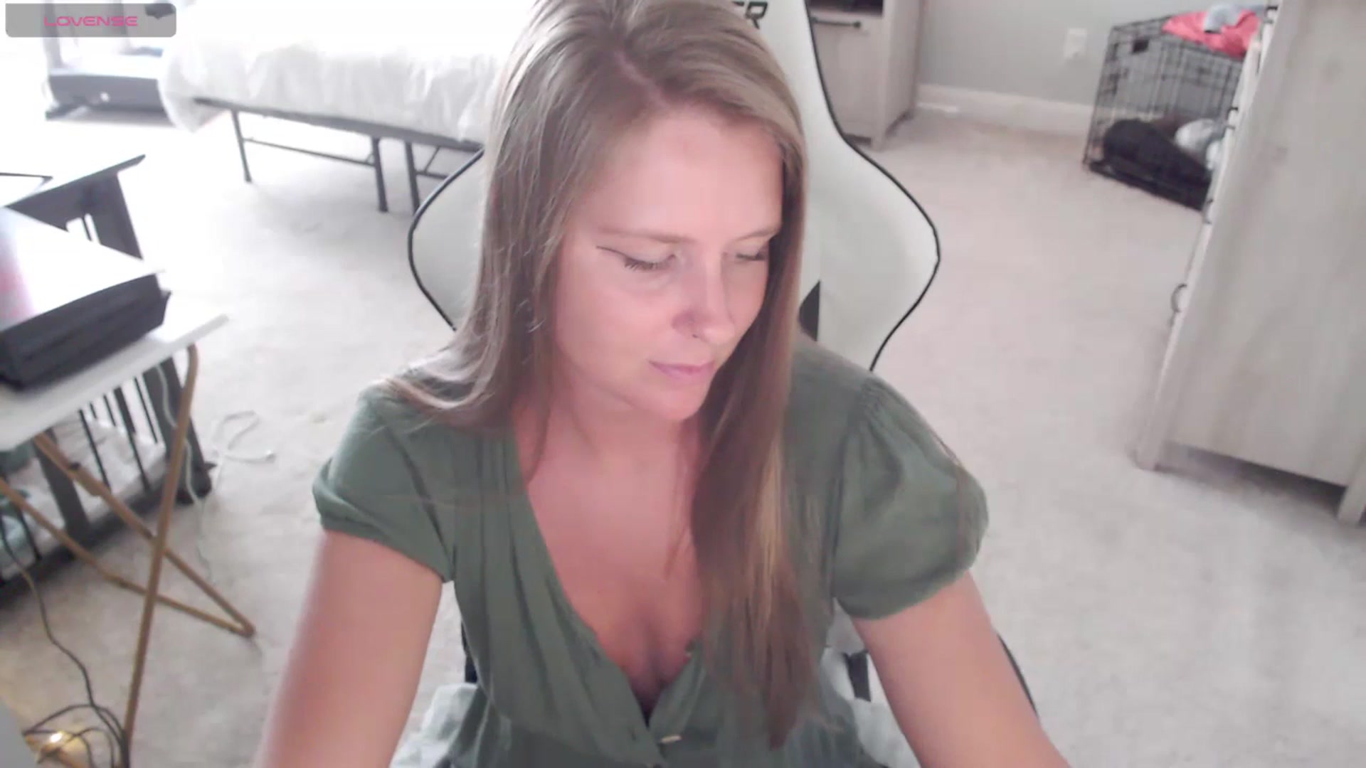 Gallery image thumbnail from Soybean92's myfreecams stream on, 11/08/2023, 19:27 image 9 of 20