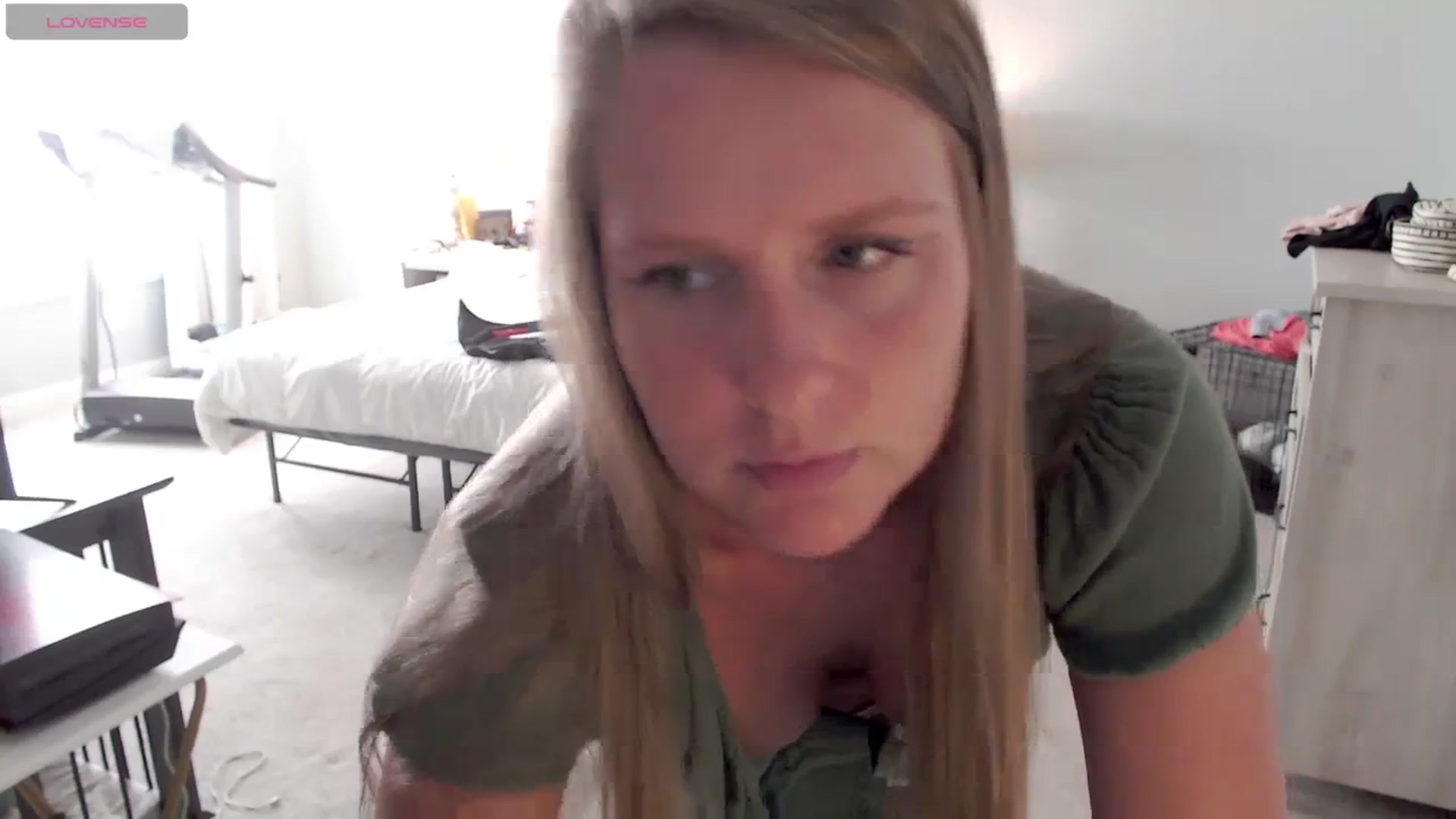 Gallery image thumbnail from Soybean92's myfreecams stream on, 11/08/2023, 20:15 image 9 of 20