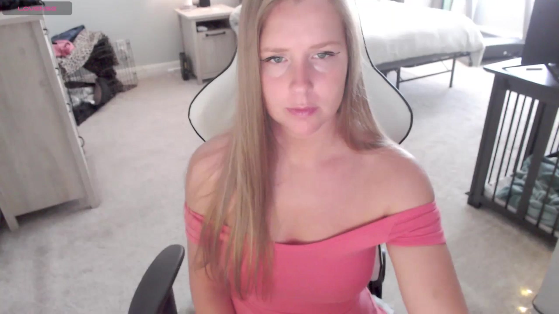 Gallery image thumbnail from Soybean92's myfreecams stream on, 11/20/2023, 15:57 image 9 of 20