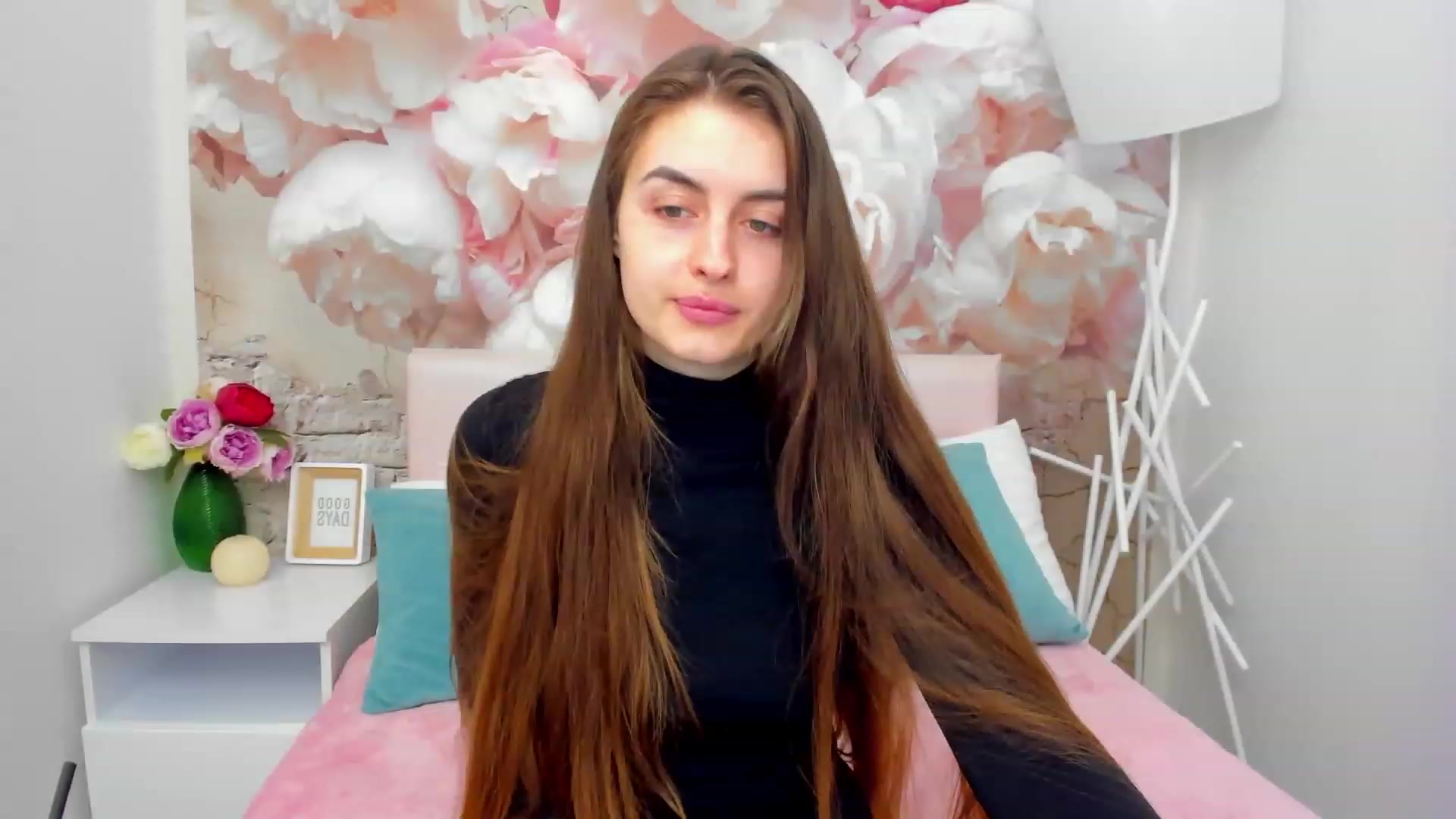 Gallery image thumbnail from SpaceLady's myfreecams stream on, 12/03/2022, 10:53 image 18 of 20