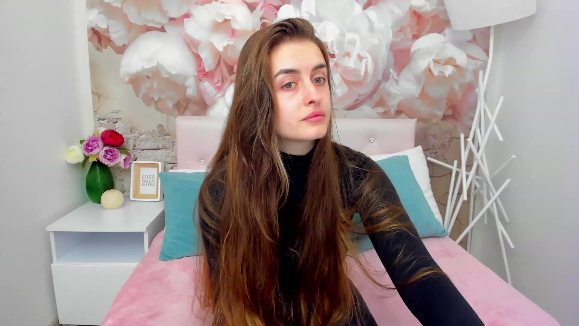 Gallery image thumbnail from SpaceLady's myfreecams stream on, 12/03/2022, 10:53 image 2 of 20