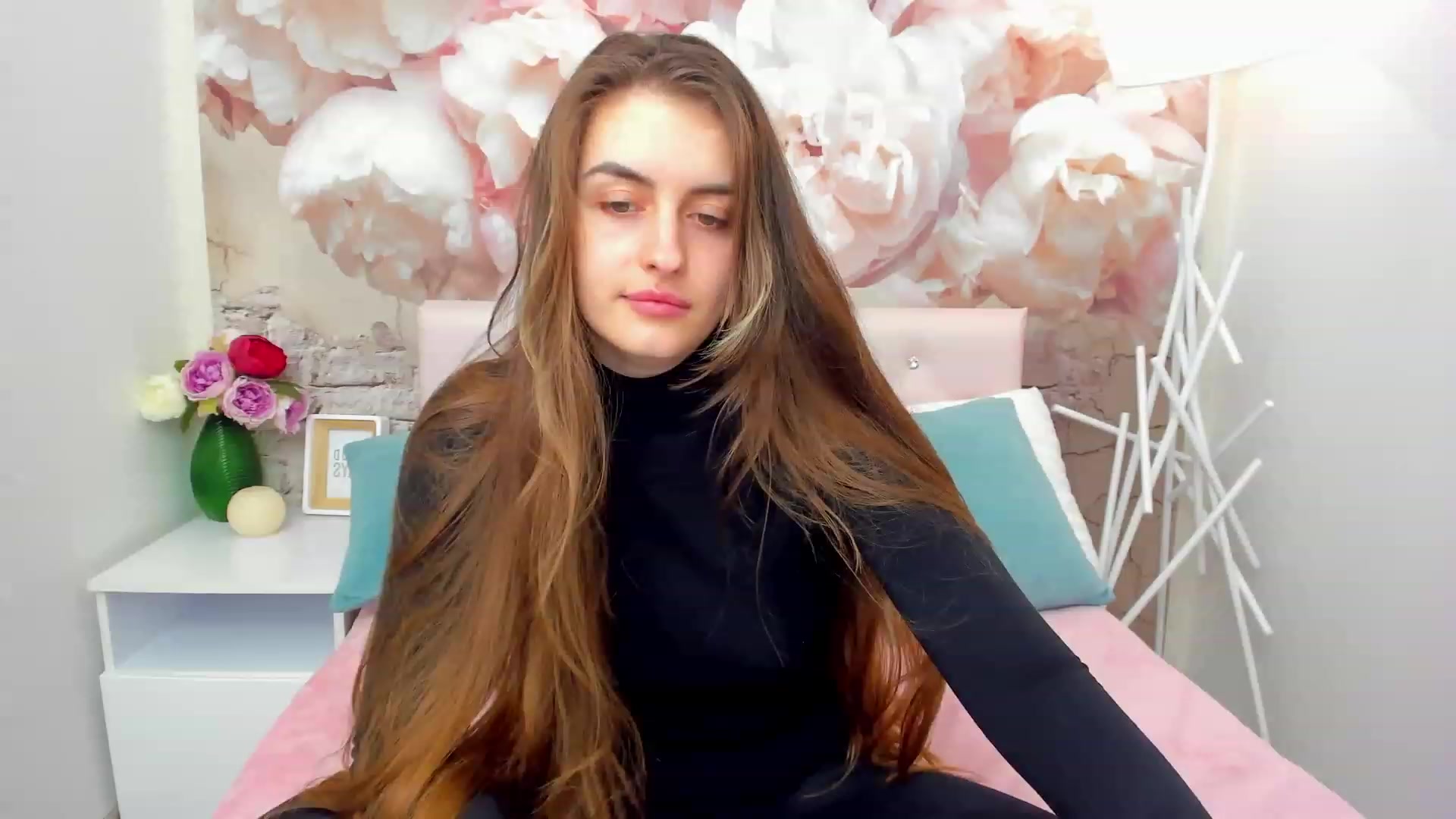 Gallery image thumbnail from SpaceLady's myfreecams stream on, 12/03/2022, 14:29 image 5 of 20