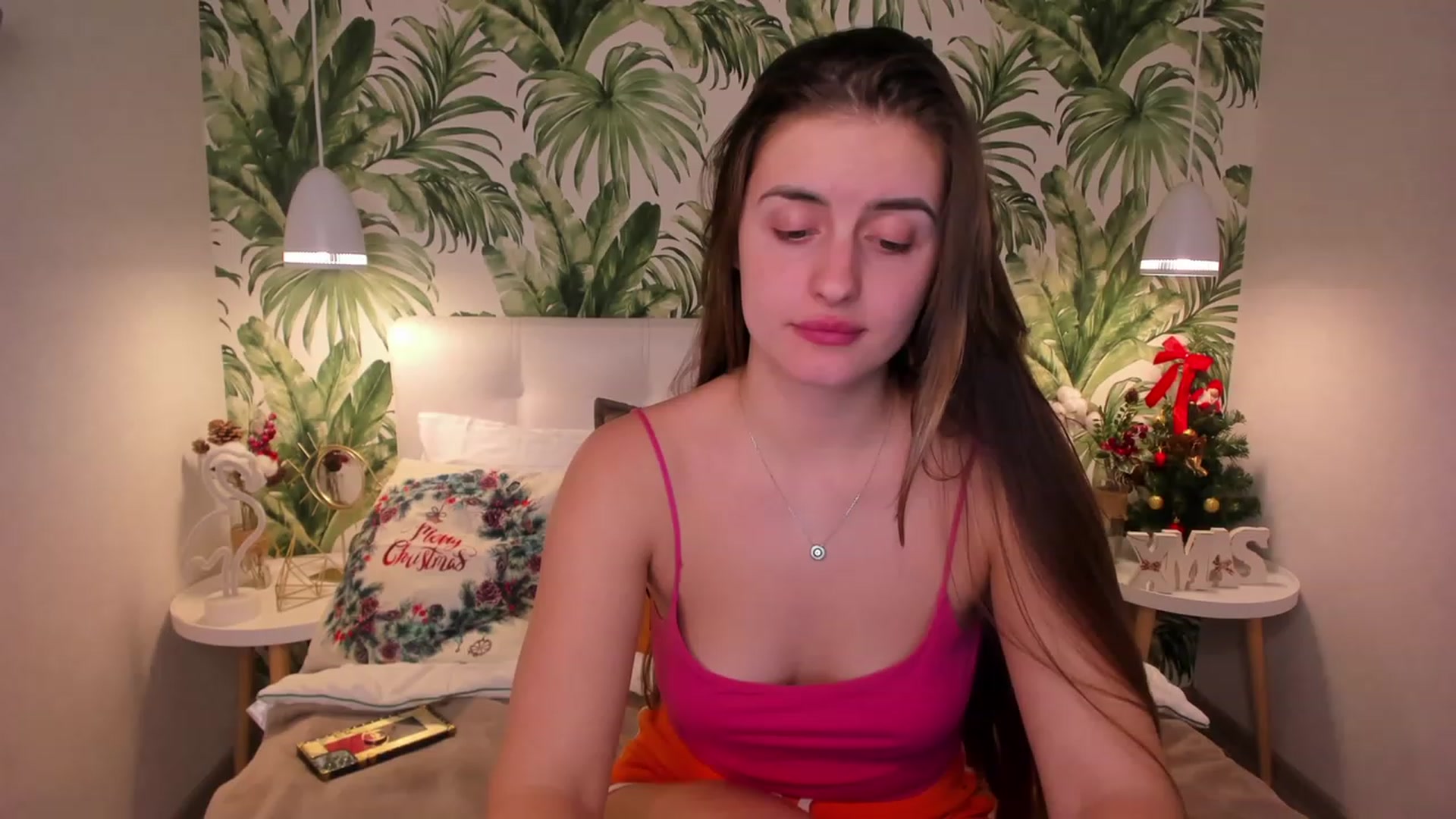 Gallery image thumbnail from SpaceLady's myfreecams stream on, 12/24/2022, 19:28 image 11 of 20