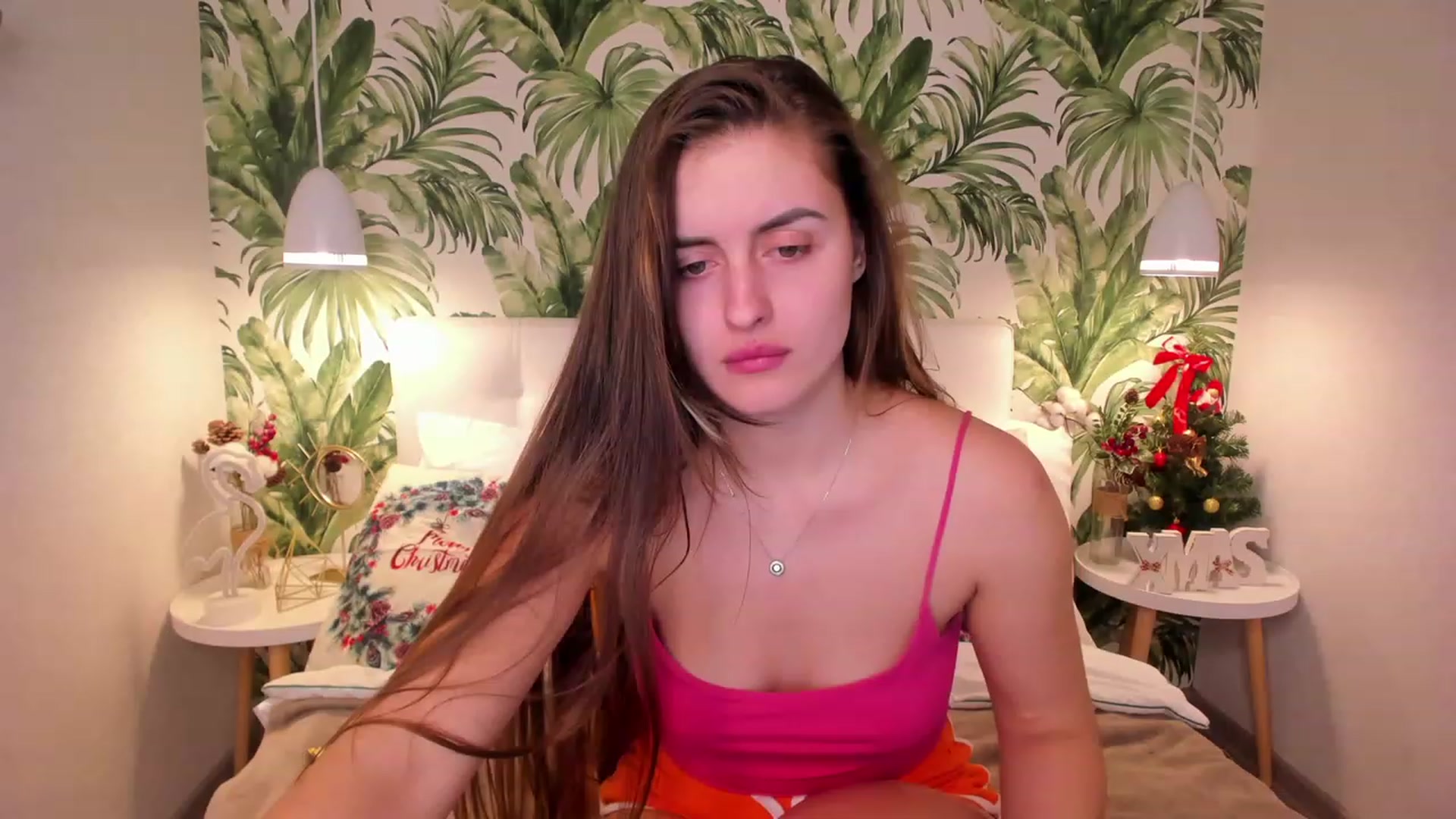 Gallery image thumbnail from SpaceLady's myfreecams stream on, 12/24/2022, 19:28 image 3 of 20