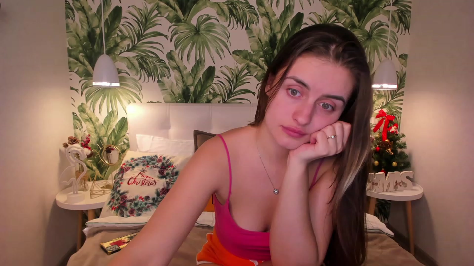 Gallery image thumbnail from SpaceLady's myfreecams stream on, 12/24/2022, 19:28 image 4 of 20