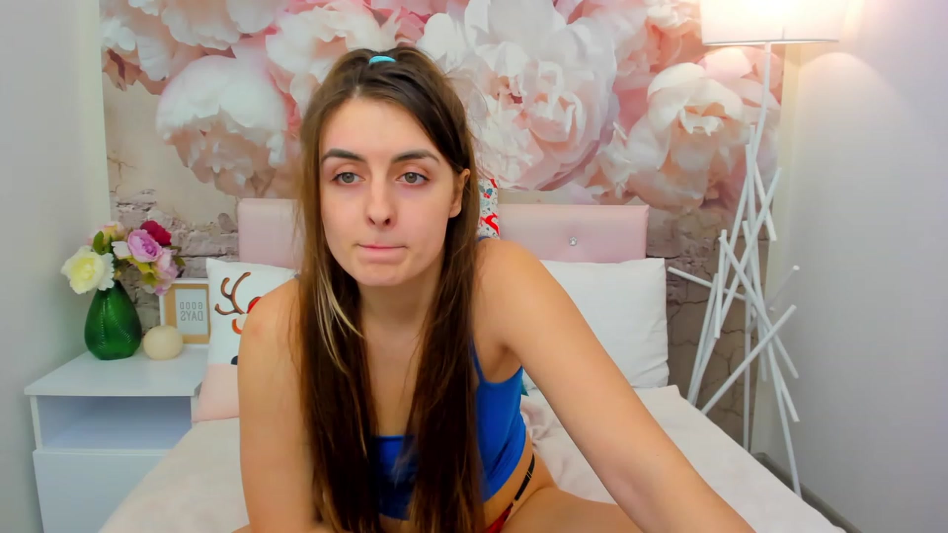 Gallery image thumbnail from SpaceLady's myfreecams stream on, 01/15/2023, 11:54 image 15 of 20