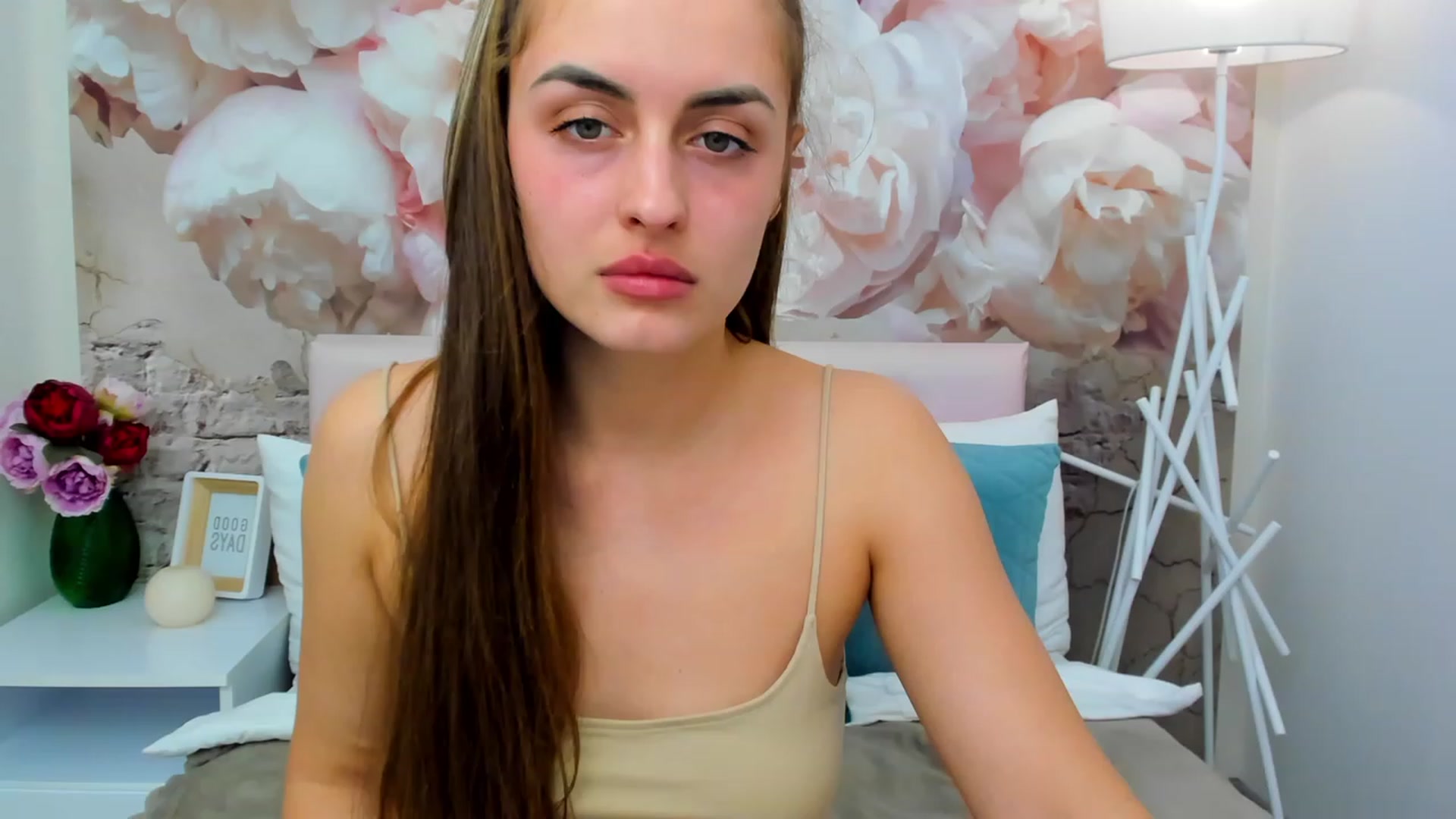 Gallery image thumbnail from SpaceLady's myfreecams stream on, 03/18/2023, 16:18 image 19 of 20