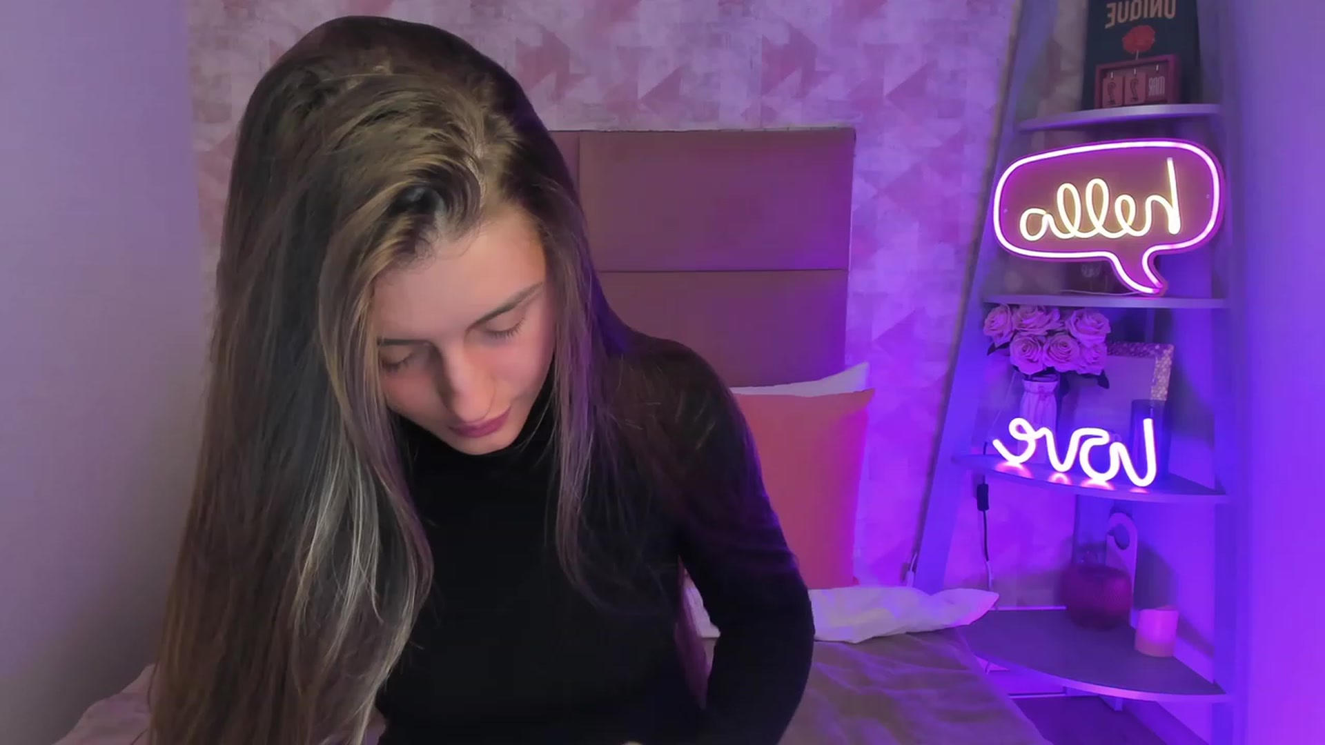 Gallery image thumbnail from SpaceLady's myfreecams stream on, 03/26/2023, 06:31 image 8 of 20