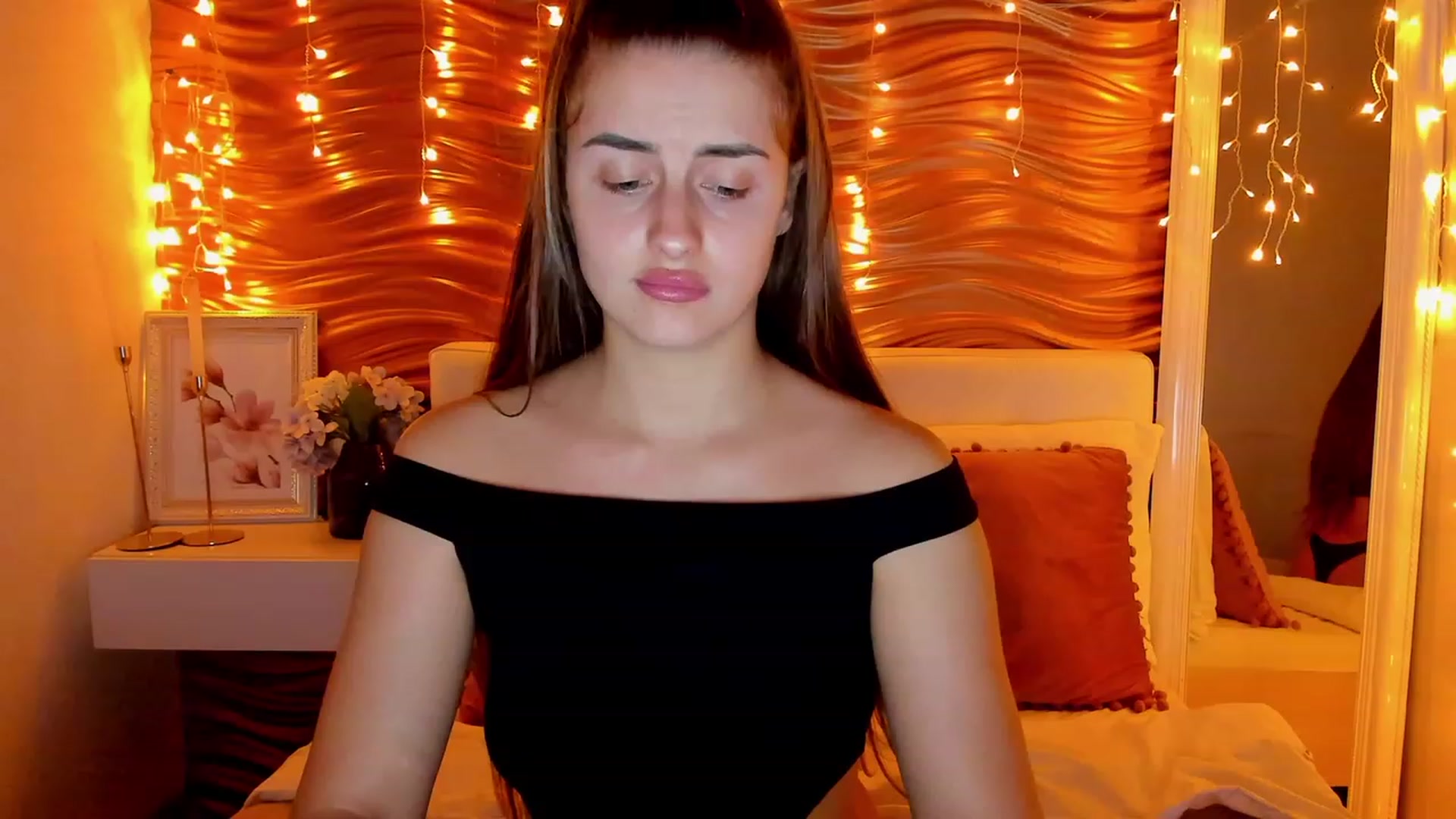 Gallery image thumbnail from SpaceLady's myfreecams stream on, 04/30/2023, 06:46 image 2 of 20