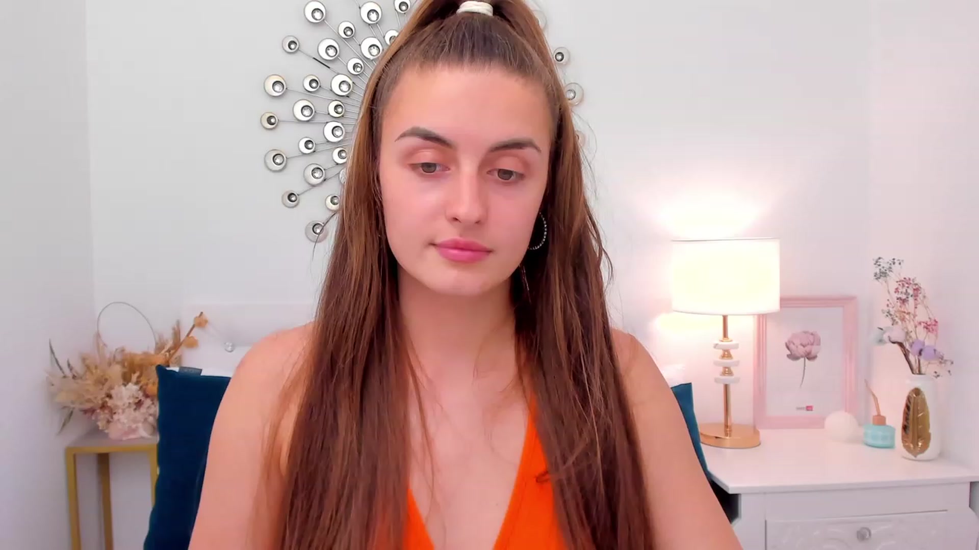 Gallery image thumbnail from SpaceLady's myfreecams stream on, 05/30/2023, 18:32 image 9 of 20