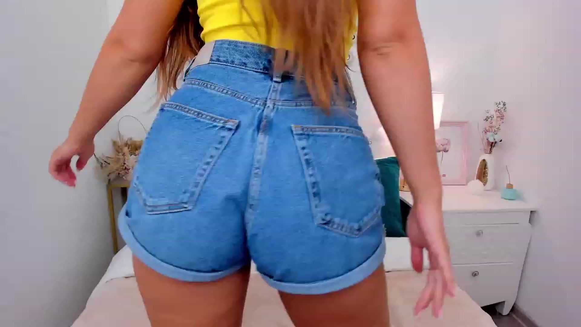 Gallery image thumbnail from SpaceLady's myfreecams stream on, 06/17/2023, 11:56 image 14 of 20
