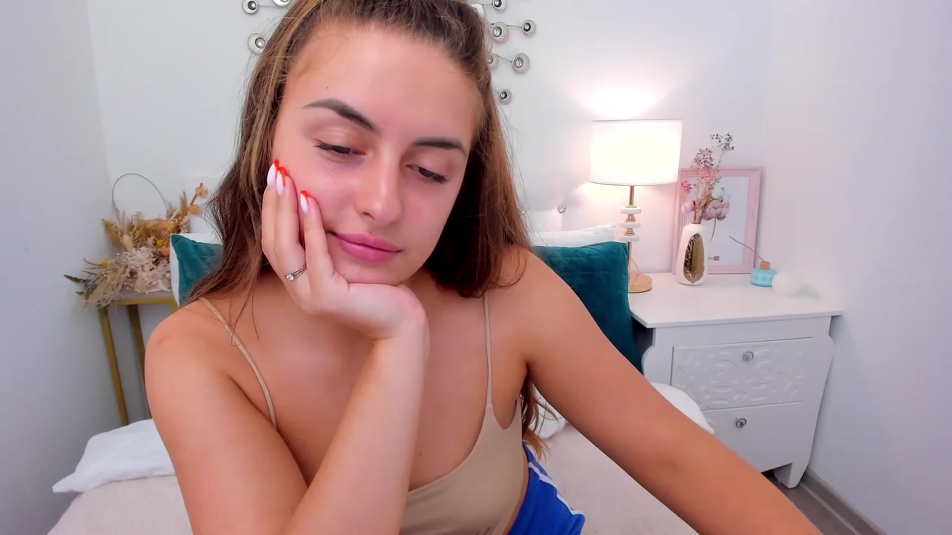 Gallery image thumbnail from SpaceLady's myfreecams stream on, 06/24/2023, 07:51 image 9 of 20