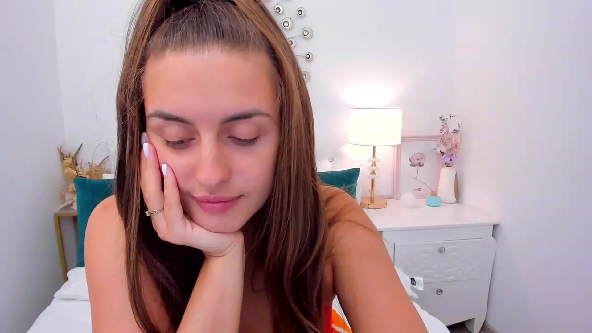 Gallery image thumbnail from SpaceLady's myfreecams stream on, 08/13/2023, 10:26 image 18 of 20