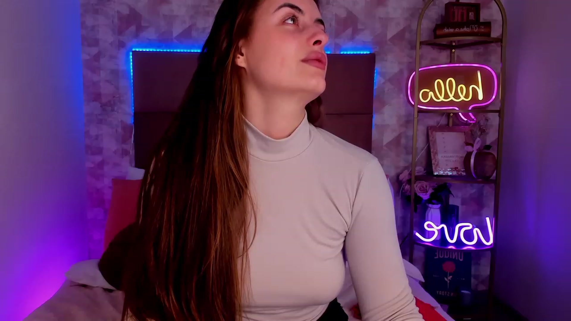 Gallery image thumbnail from SpaceLady's myfreecams stream on, 02/03/2024, 20:08 image 13 of 20