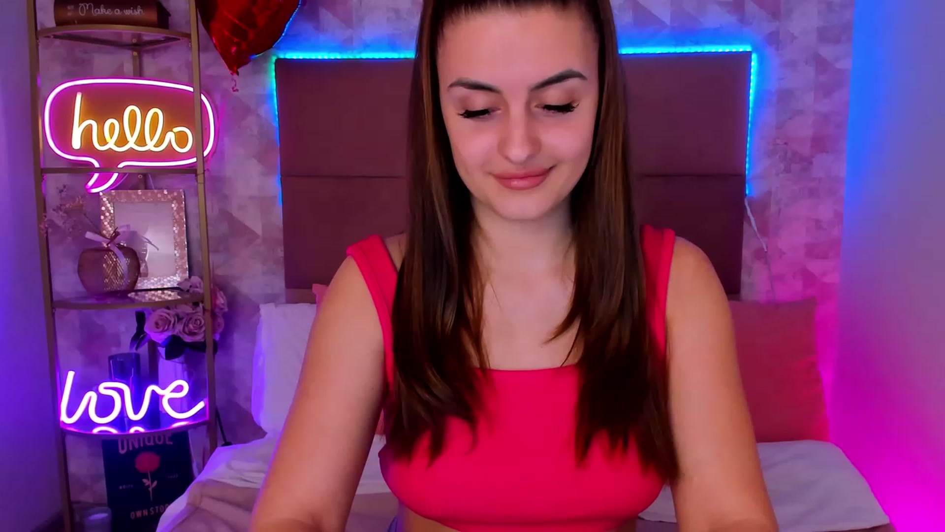 Gallery image thumbnail from SpaceLady's myfreecams stream on, 02/18/2024, 13:35 image 8 of 20