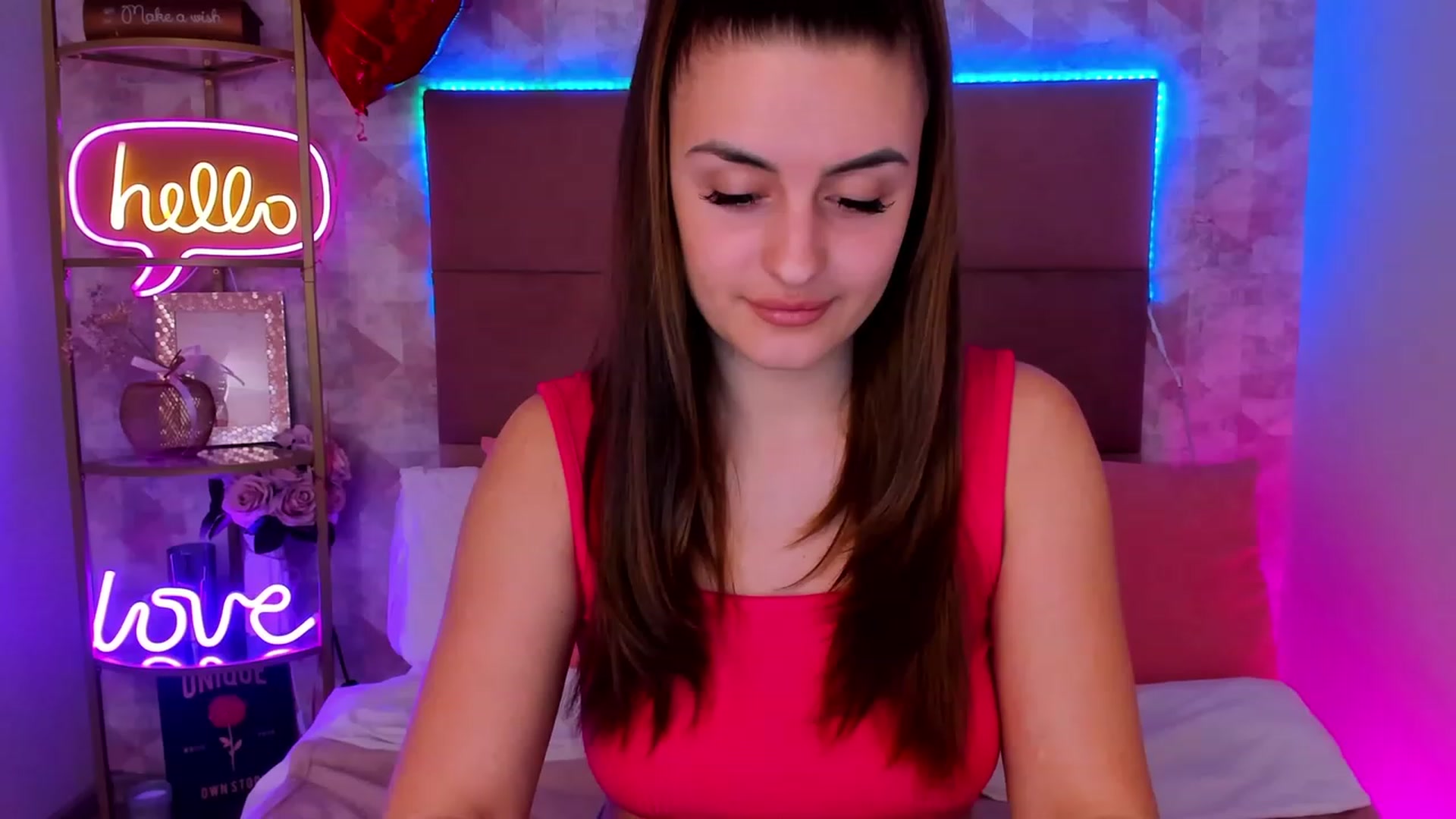 Gallery image thumbnail from SpaceLady's myfreecams stream on, 02/18/2024, 13:35 image 7 of 20