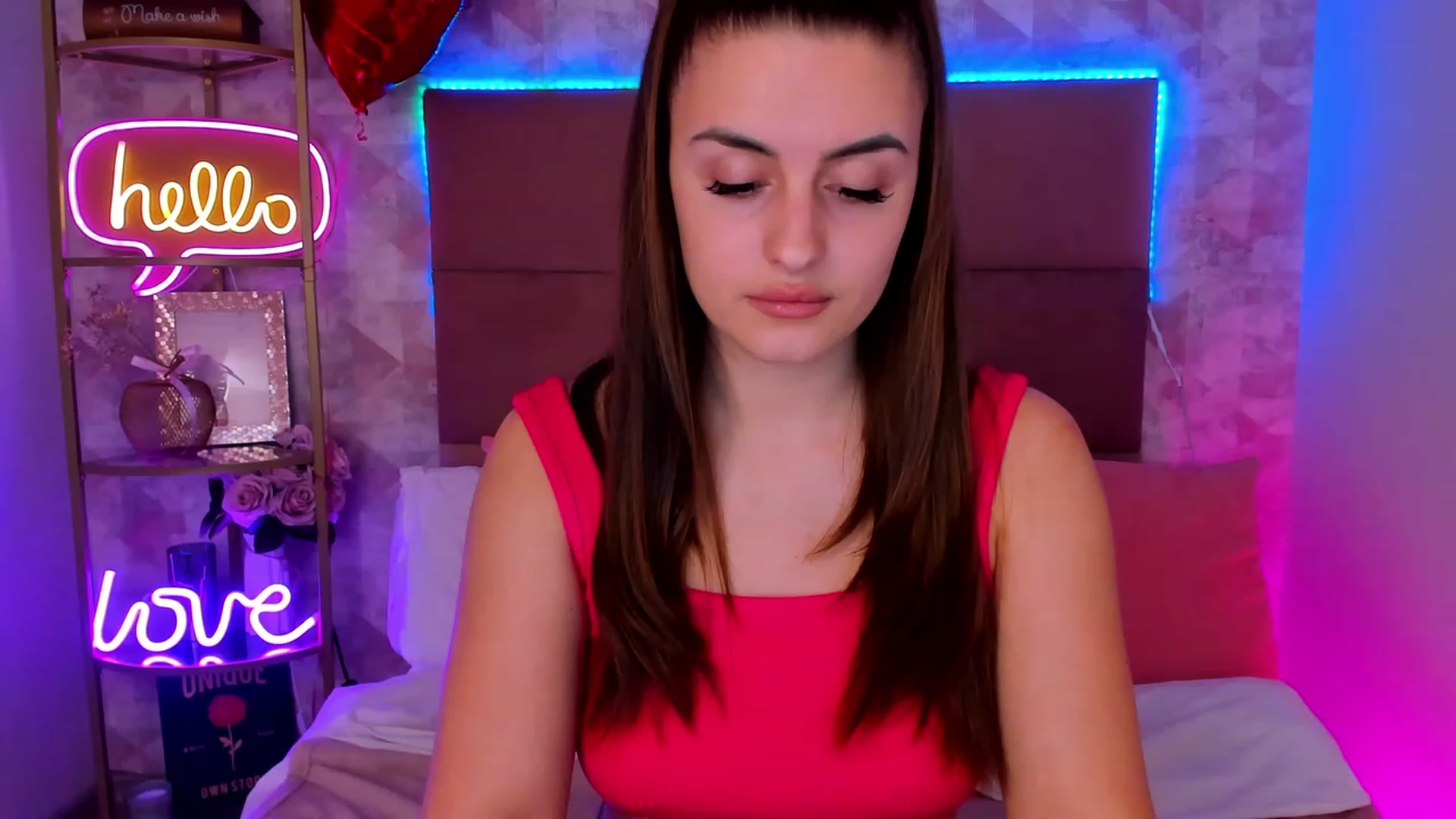 Gallery image thumbnail from SpaceLady's myfreecams stream on, 02/18/2024, 13:35 image 14 of 20