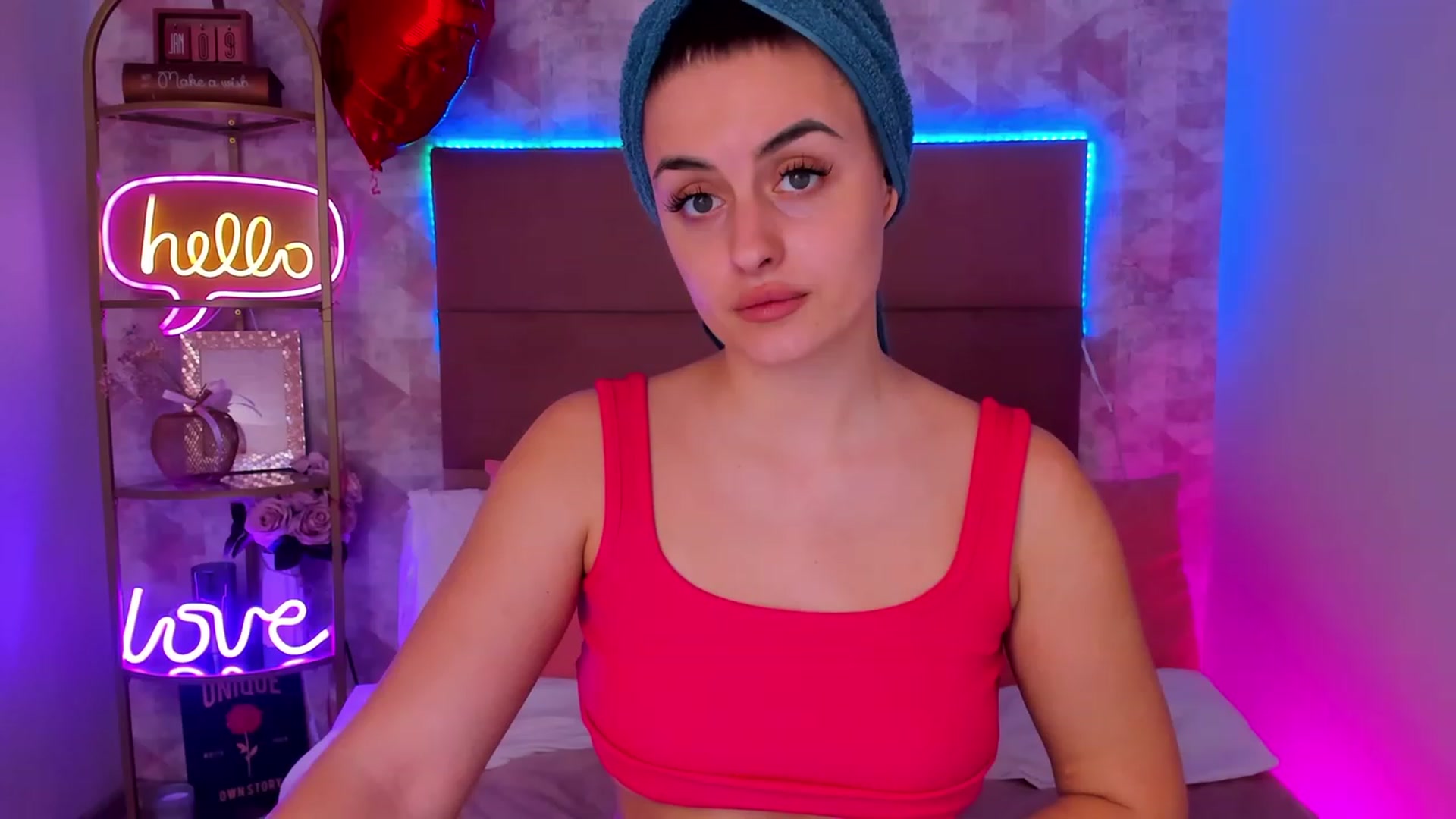 Gallery image thumbnail from SpaceLady's myfreecams stream on, 02/18/2024, 15:53 image 7 of 20