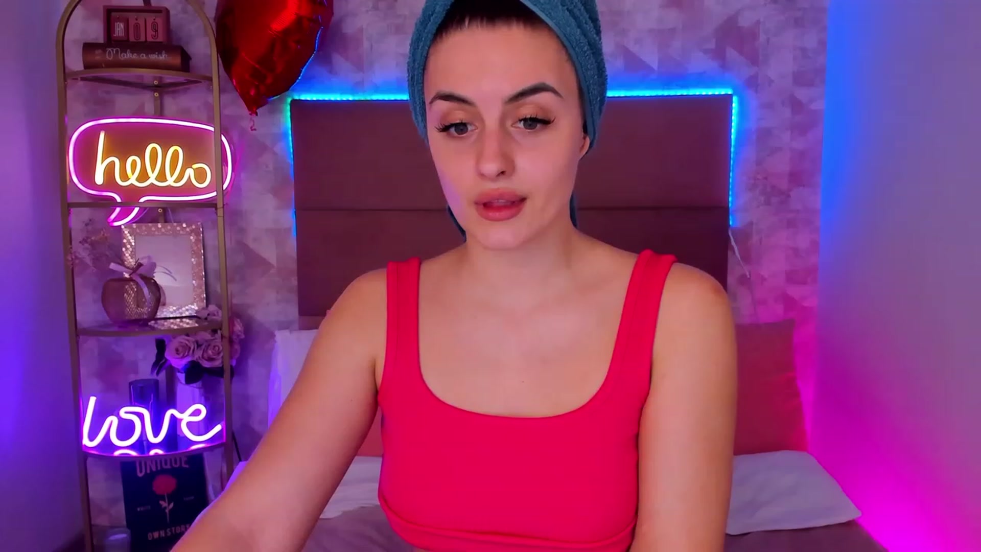 Gallery image thumbnail from SpaceLady's myfreecams stream on, 02/18/2024, 15:53 image 6 of 20