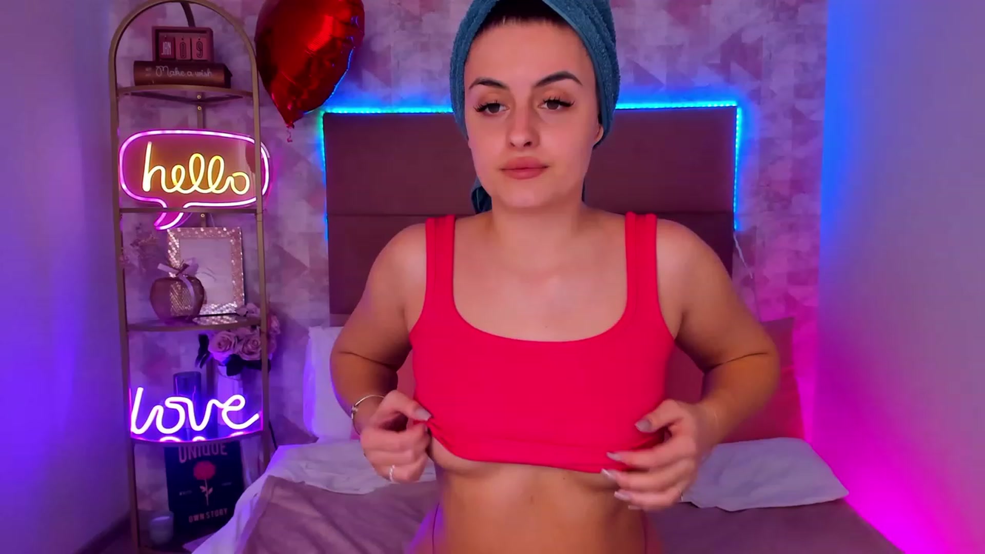 Gallery image thumbnail from SpaceLady's myfreecams stream on, 02/18/2024, 15:53 image 1 of 20