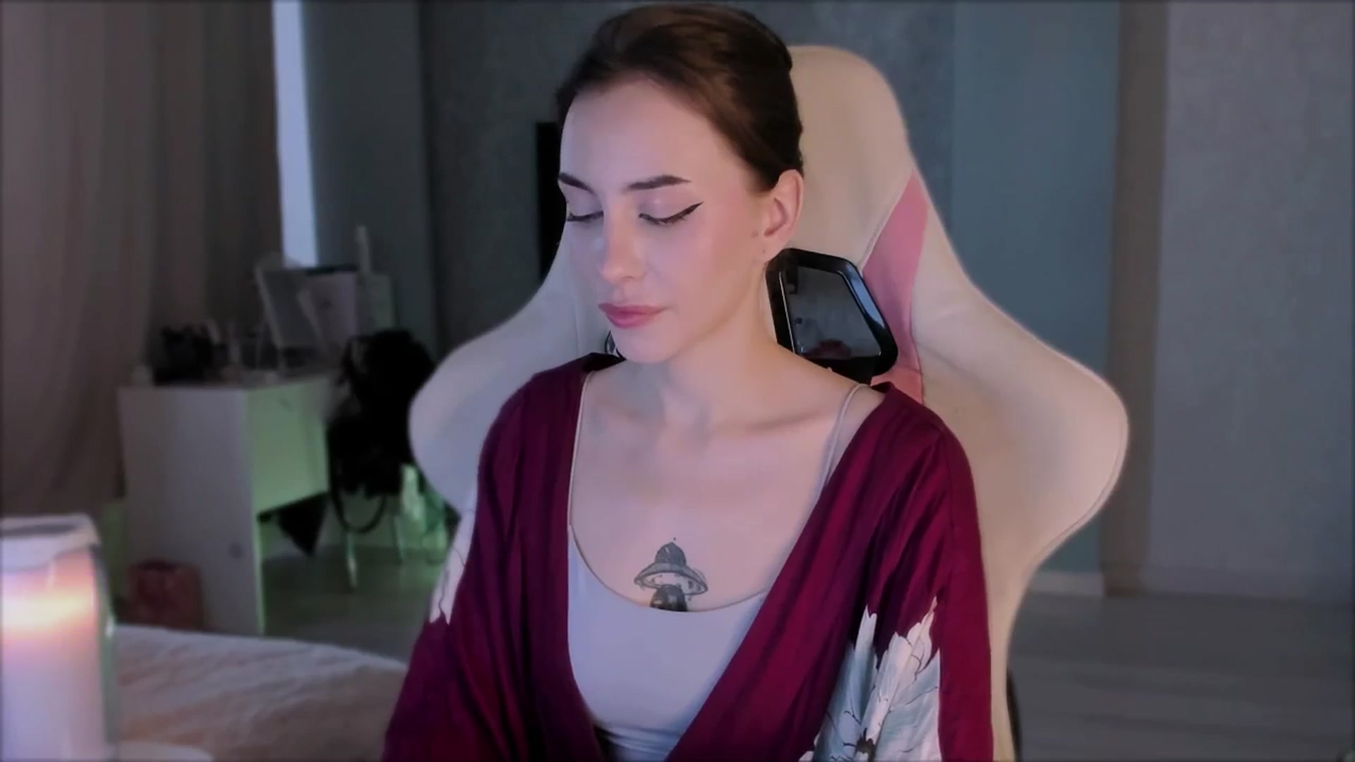 Gallery image thumbnail from Space_Eva's myfreecams stream on, 10/10/2023, 02:22 image 13 of 20