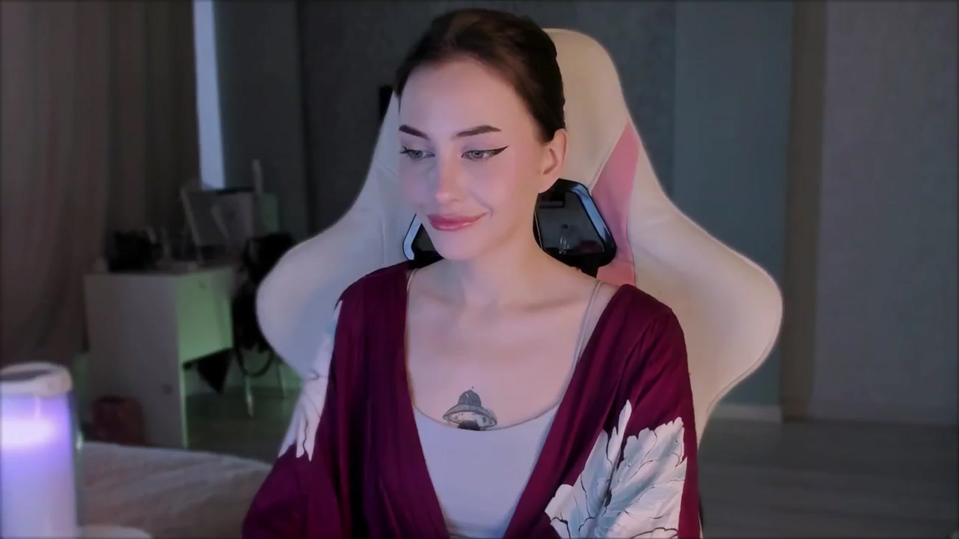Gallery image thumbnail from Space_Eva's myfreecams stream on, 10/10/2023, 02:22 image 5 of 20