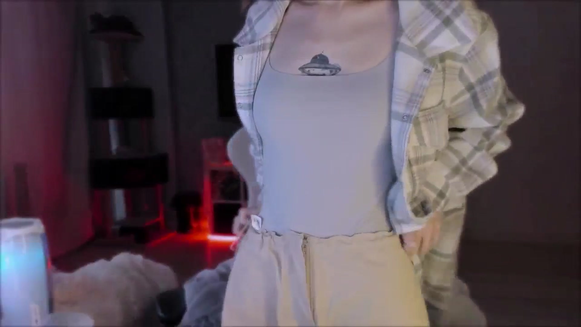 Gallery image thumbnail from Space_Eva's myfreecams stream on, 10/18/2023, 02:19 image 10 of 20