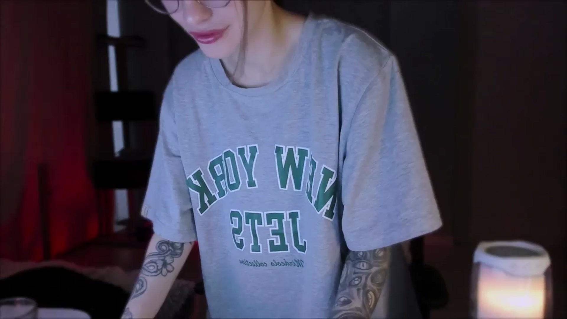 Gallery image thumbnail from Space_Eva's myfreecams stream on, 10/23/2023, 04:31 image 19 of 20