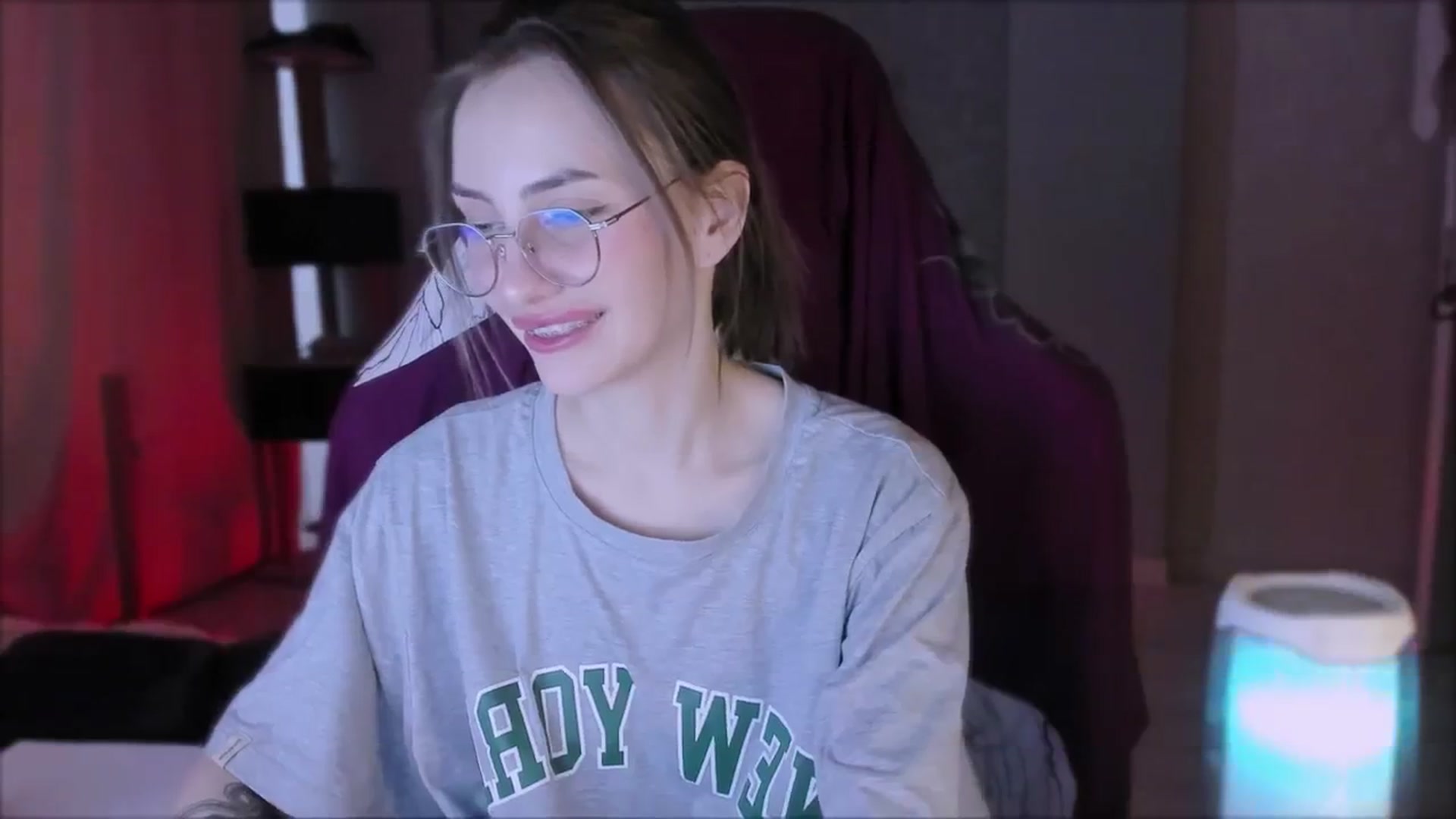 Gallery image thumbnail from Space_Eva's myfreecams stream on, 10/23/2023, 06:34 image 20 of 20
