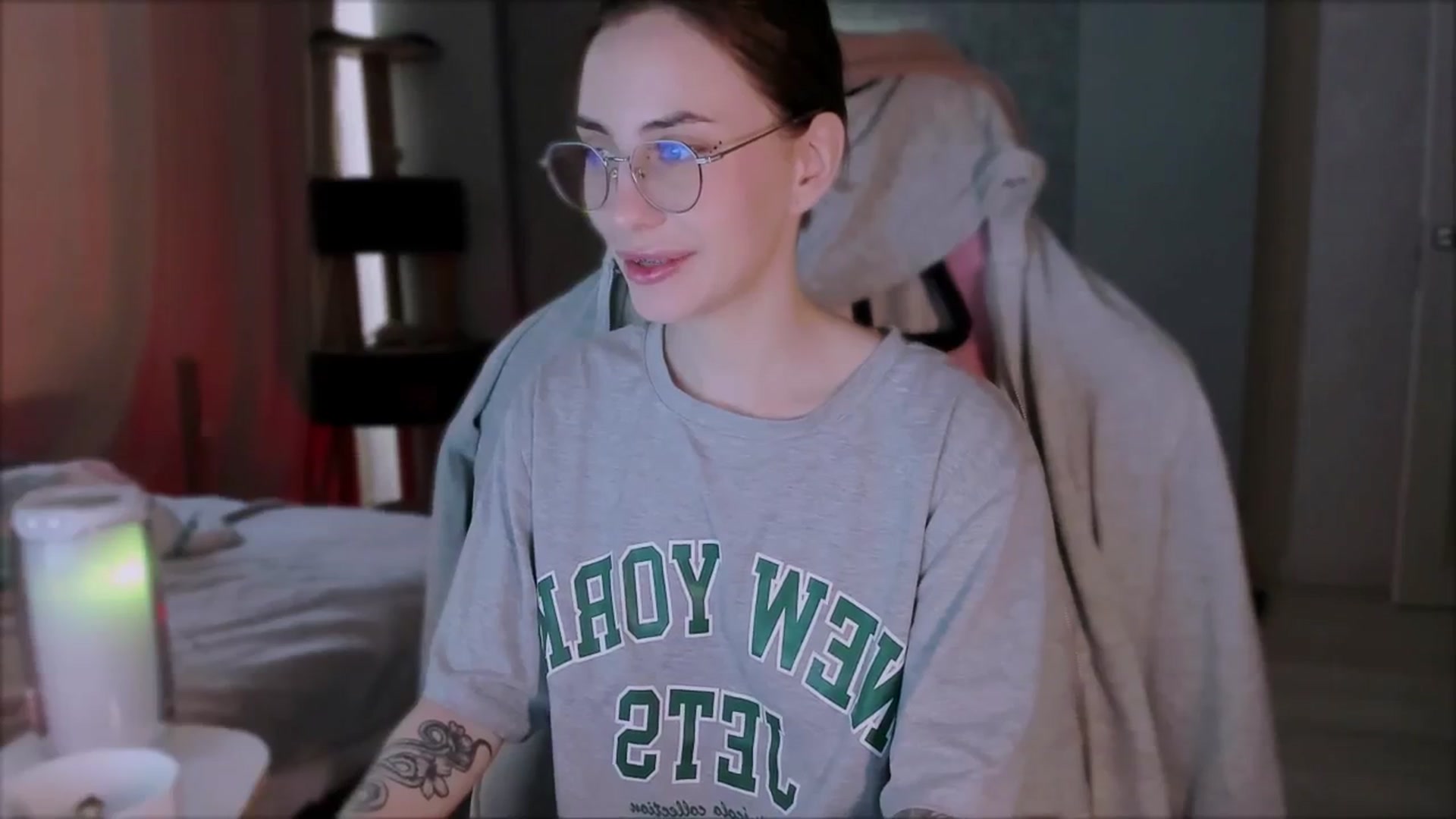 Gallery image thumbnail from Space_Eva's myfreecams stream on, 10/30/2023, 02:45 image 15 of 20
